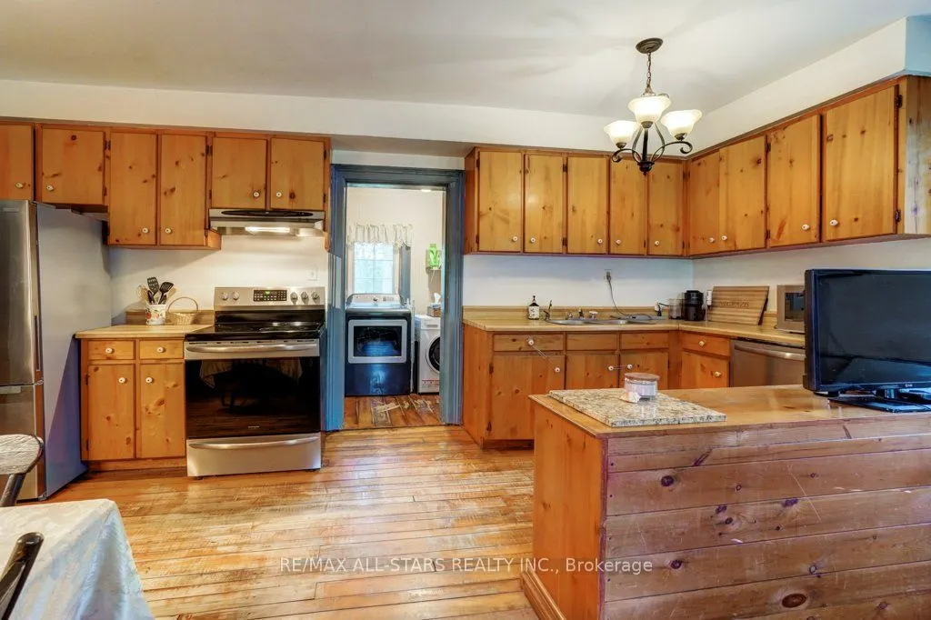 1269 Concession 3 Road