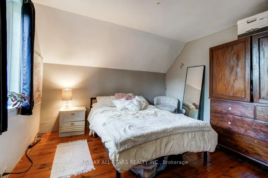 1269 Concession 3 Road