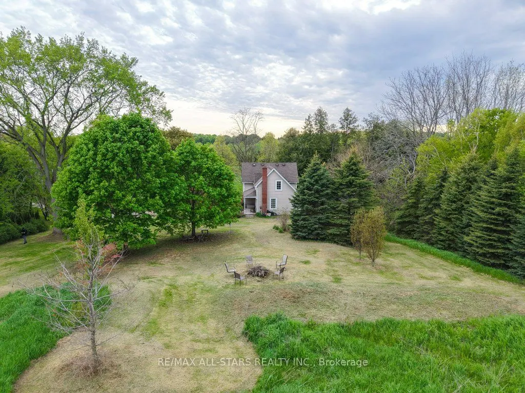 1269 Concession 3 Road