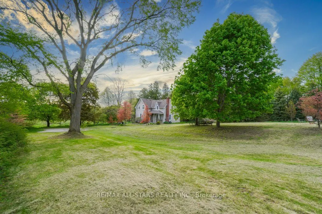 1269 Concession 3 Road