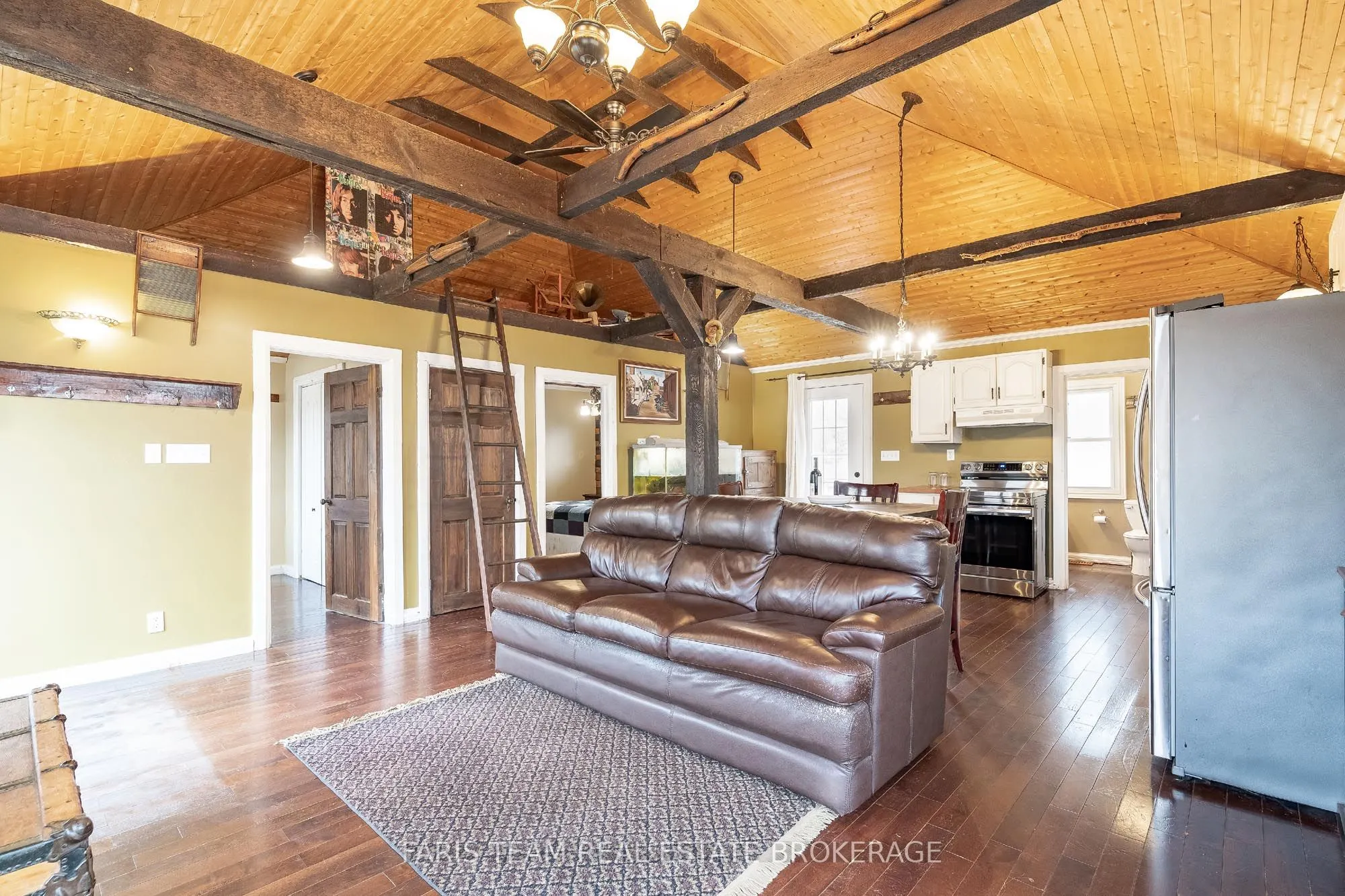 1417 Maple Way