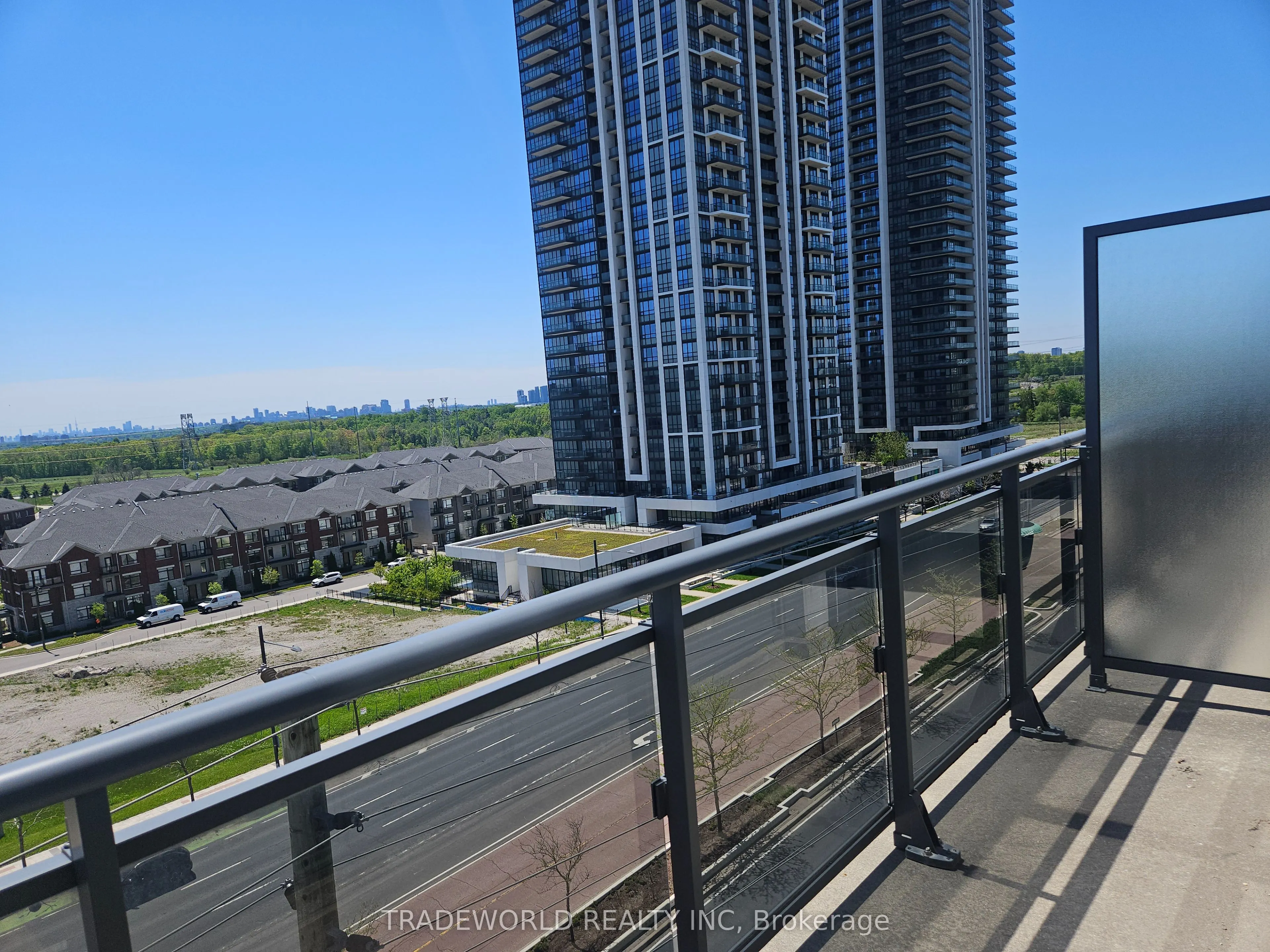 370 Highway 7 E #1009