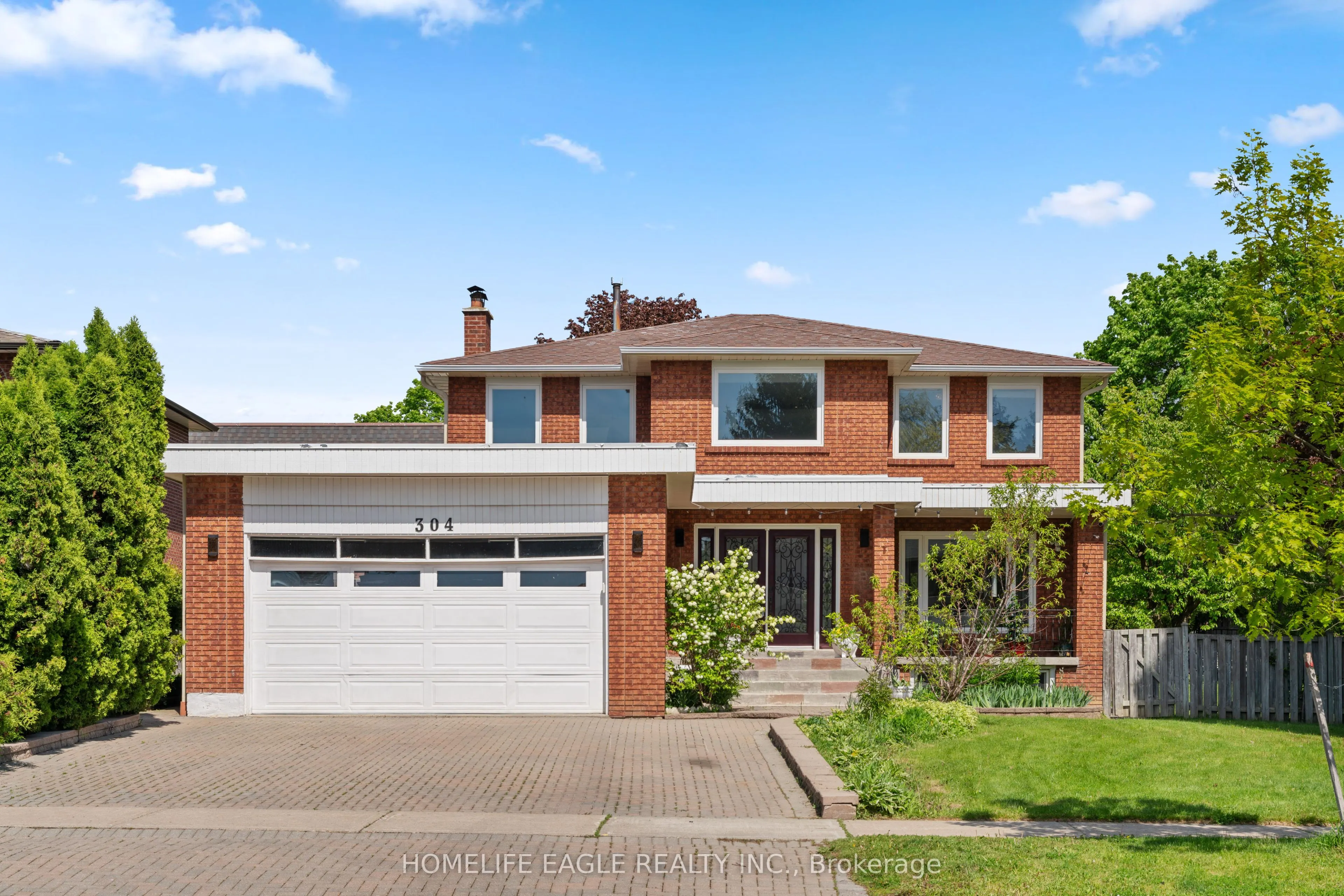 304 Firglen Ridge