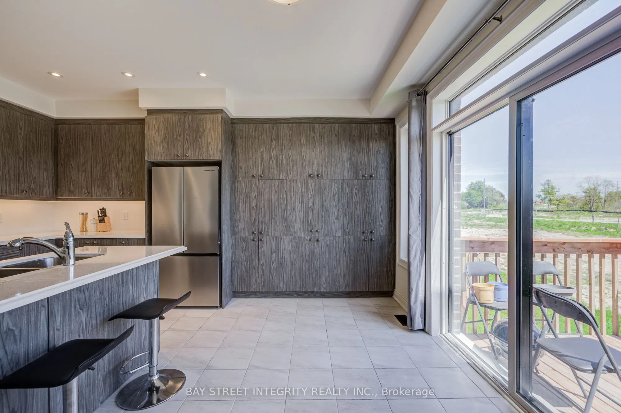 41 Kenneth Rogers Crescent