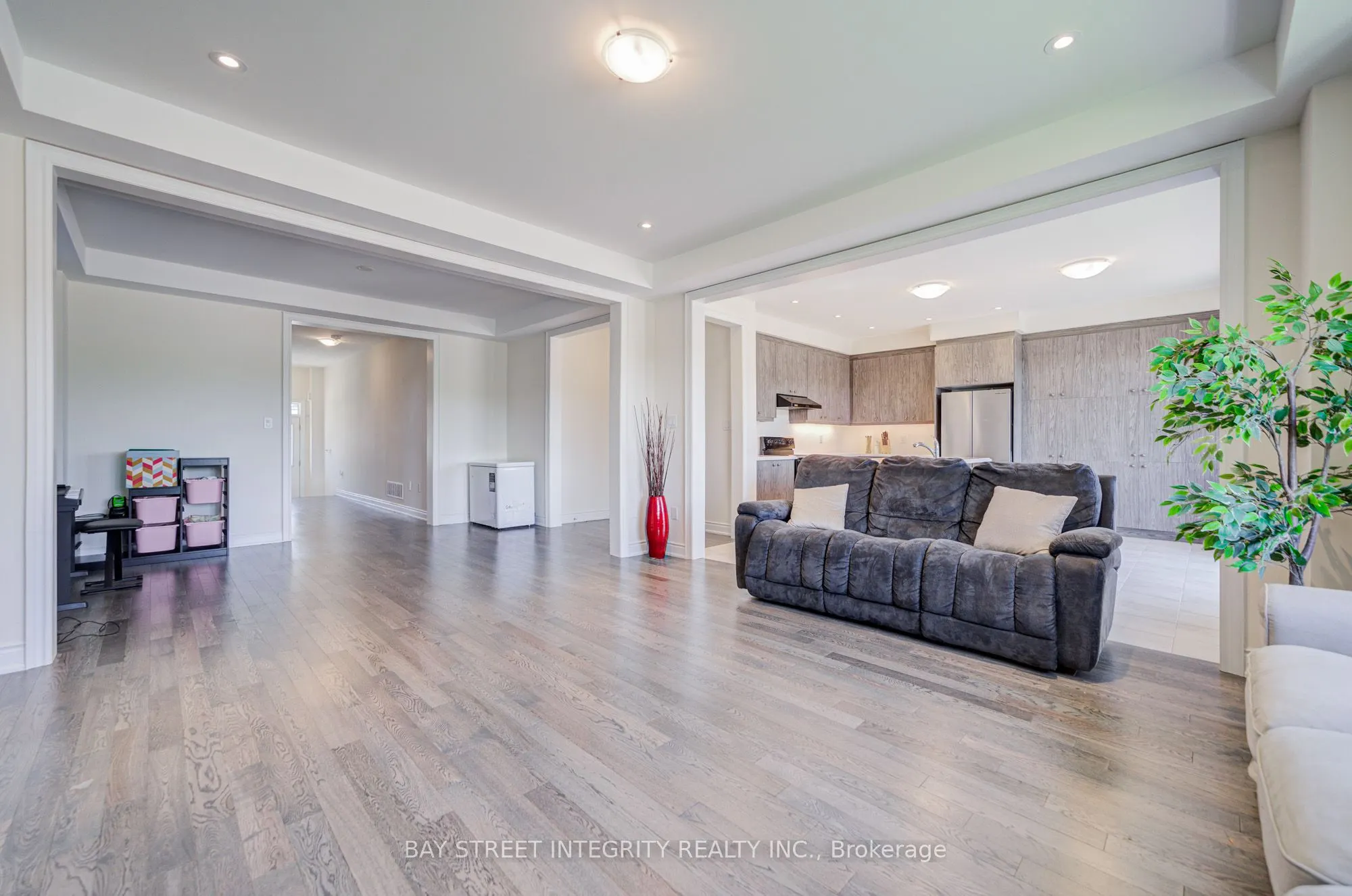 41 Kenneth Rogers Crescent