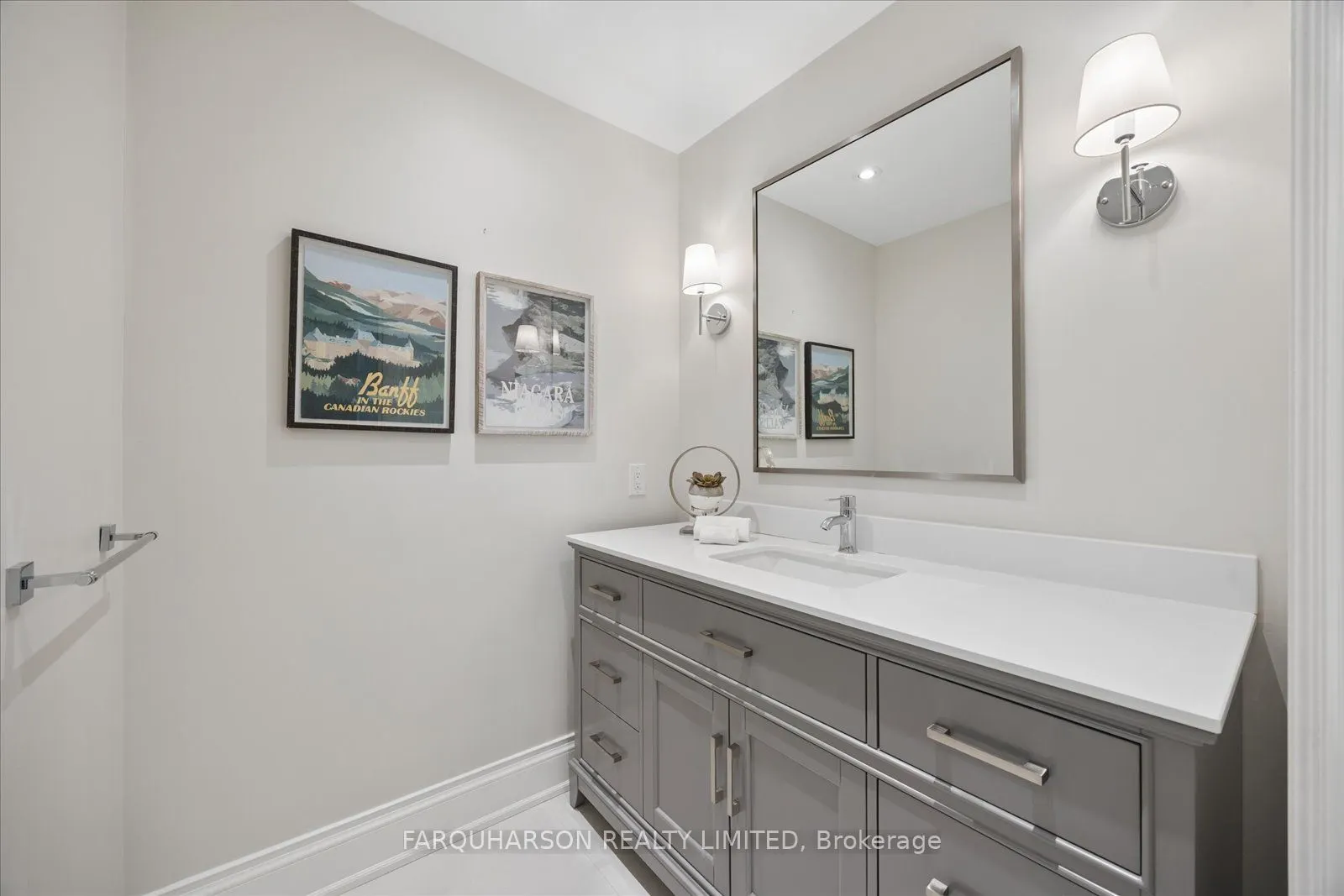 19 Glenhill Trail