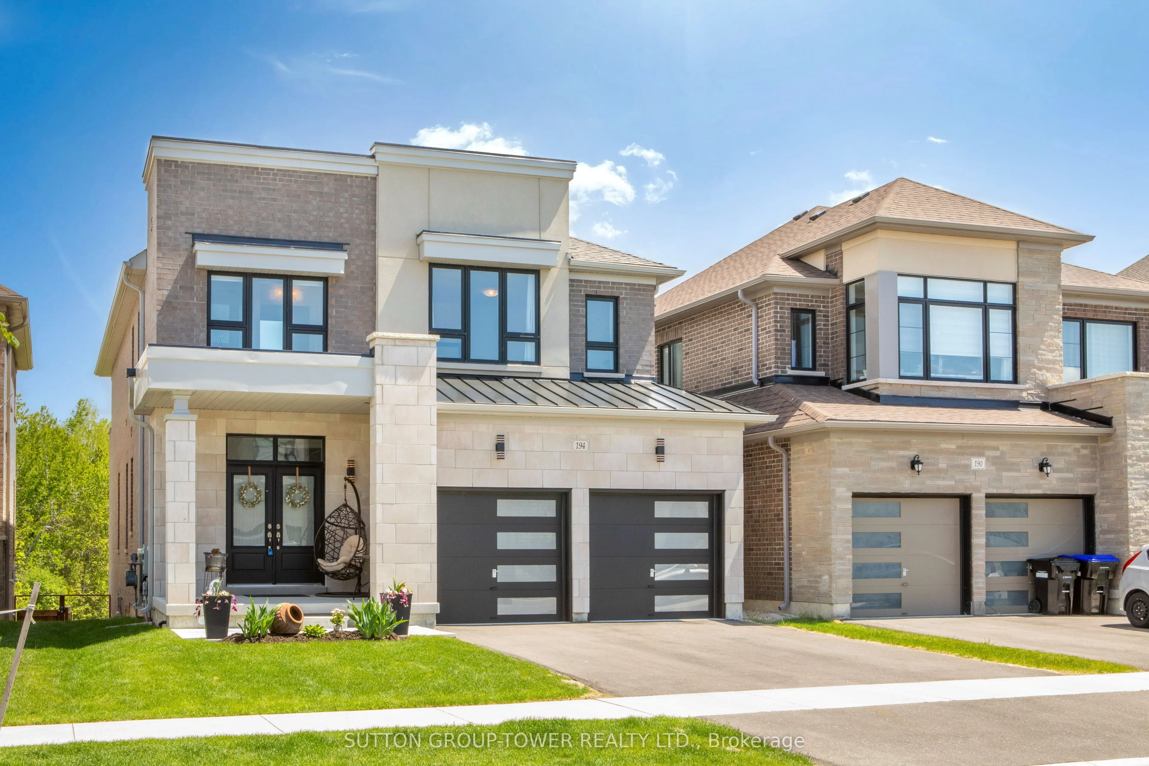 194 Ferragine Crescent