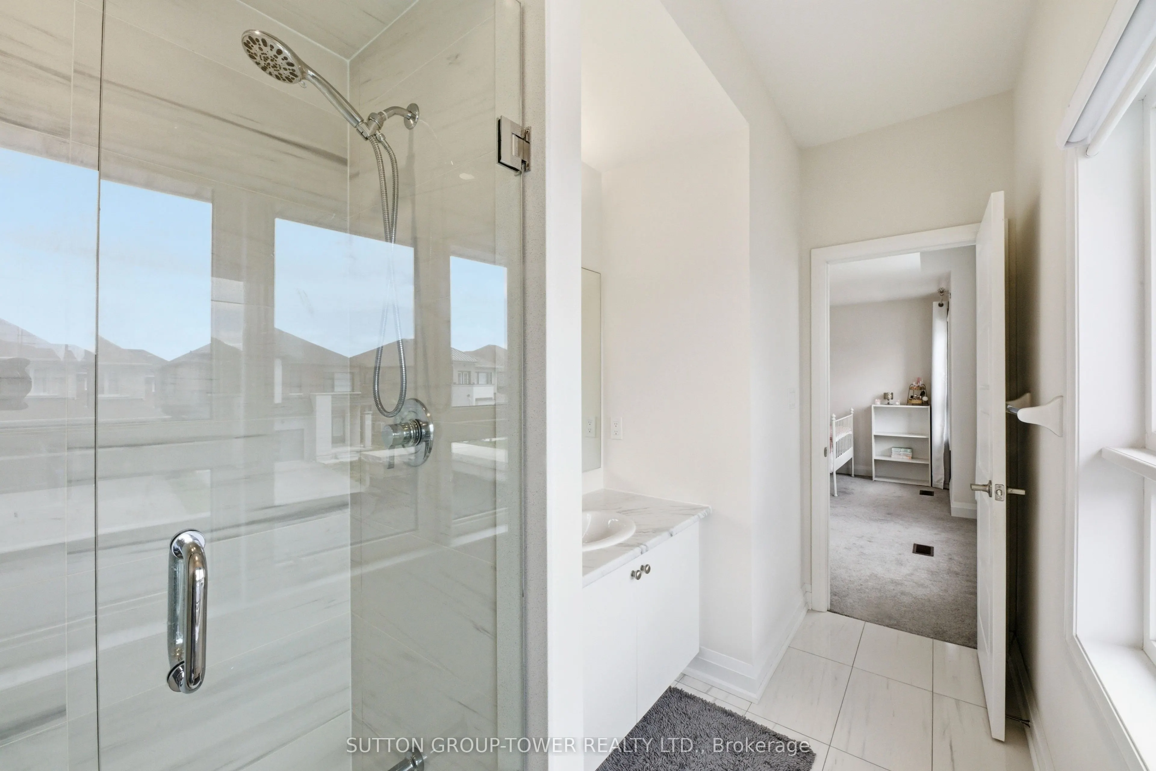 194 Ferragine Crescent