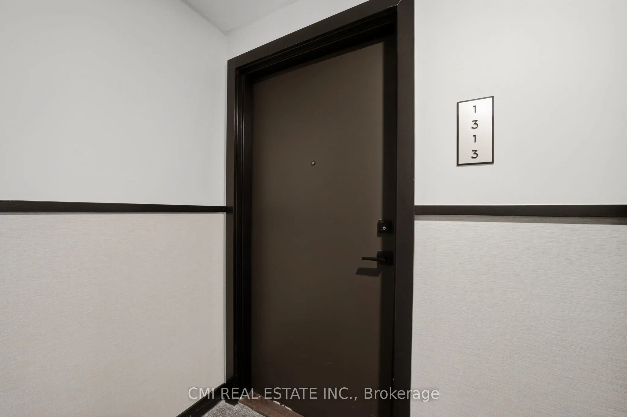 10 Abeja Street #1313