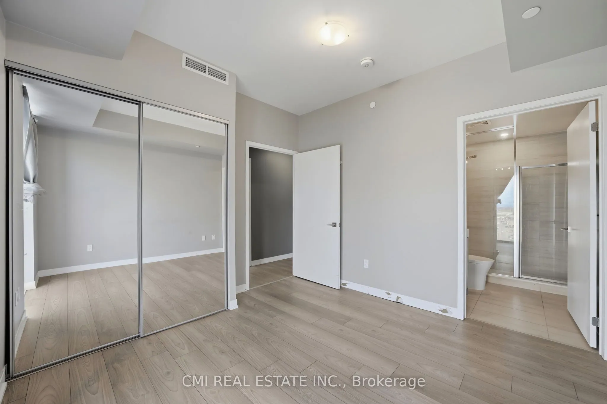 10 Abeja Street #1313