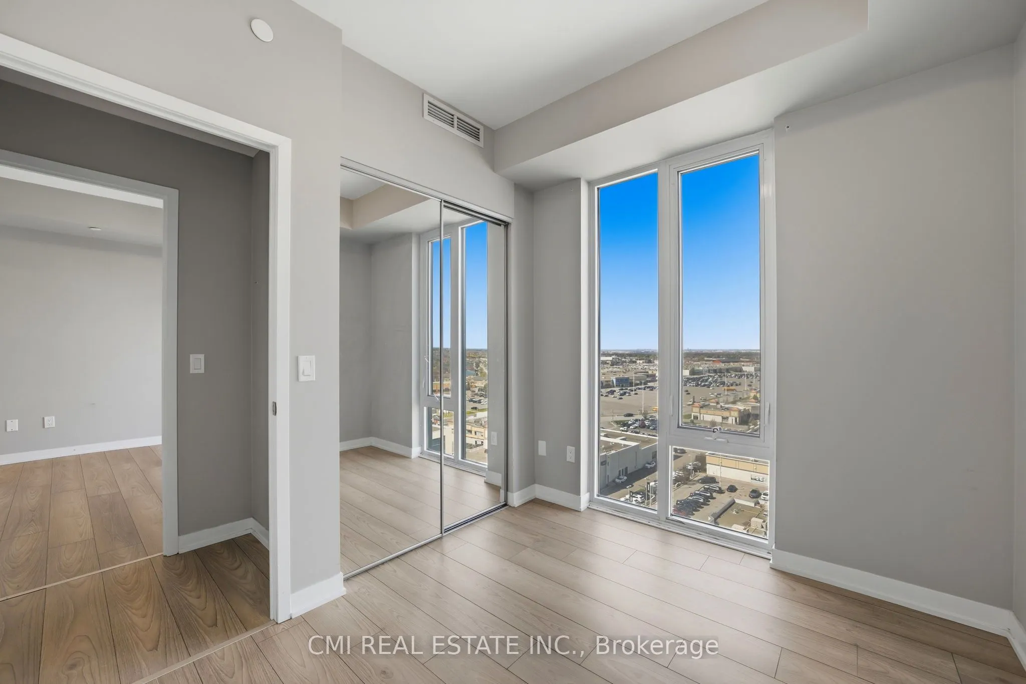 10 Abeja Street #1313