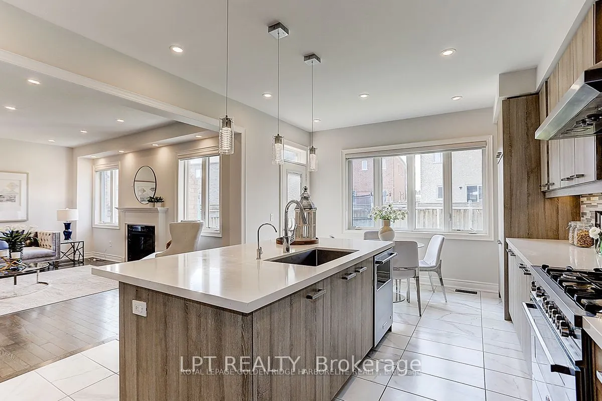12 Baleberry Crescent