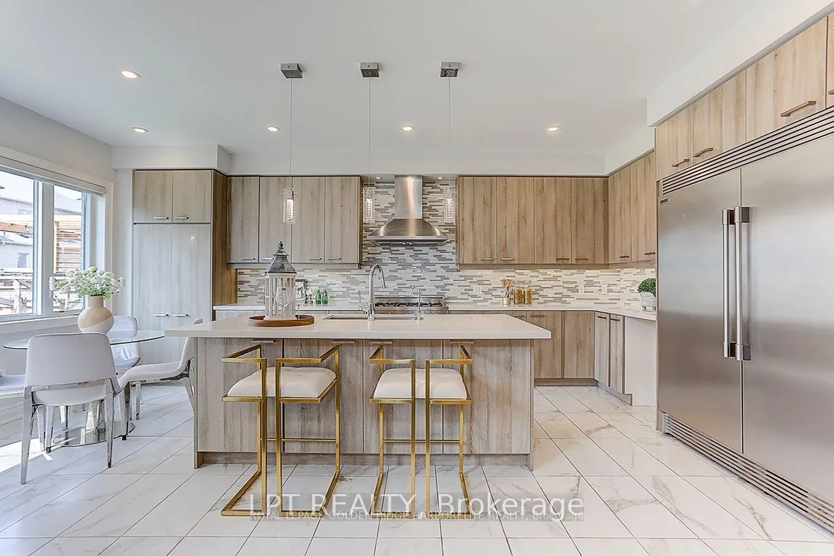 12 Baleberry Crescent