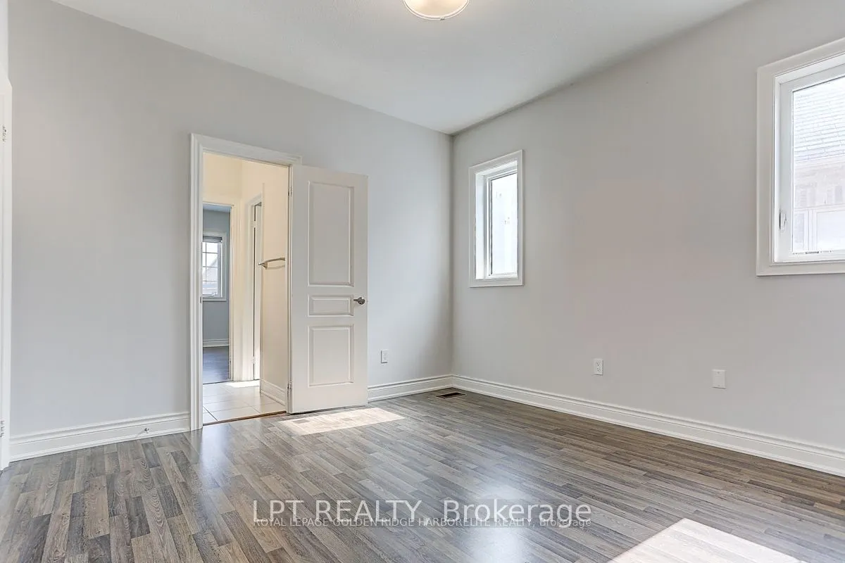 12 Baleberry Crescent