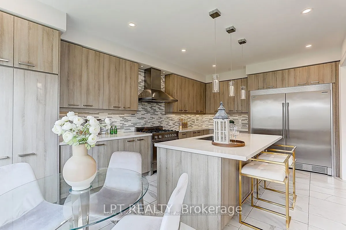 12 Baleberry Crescent