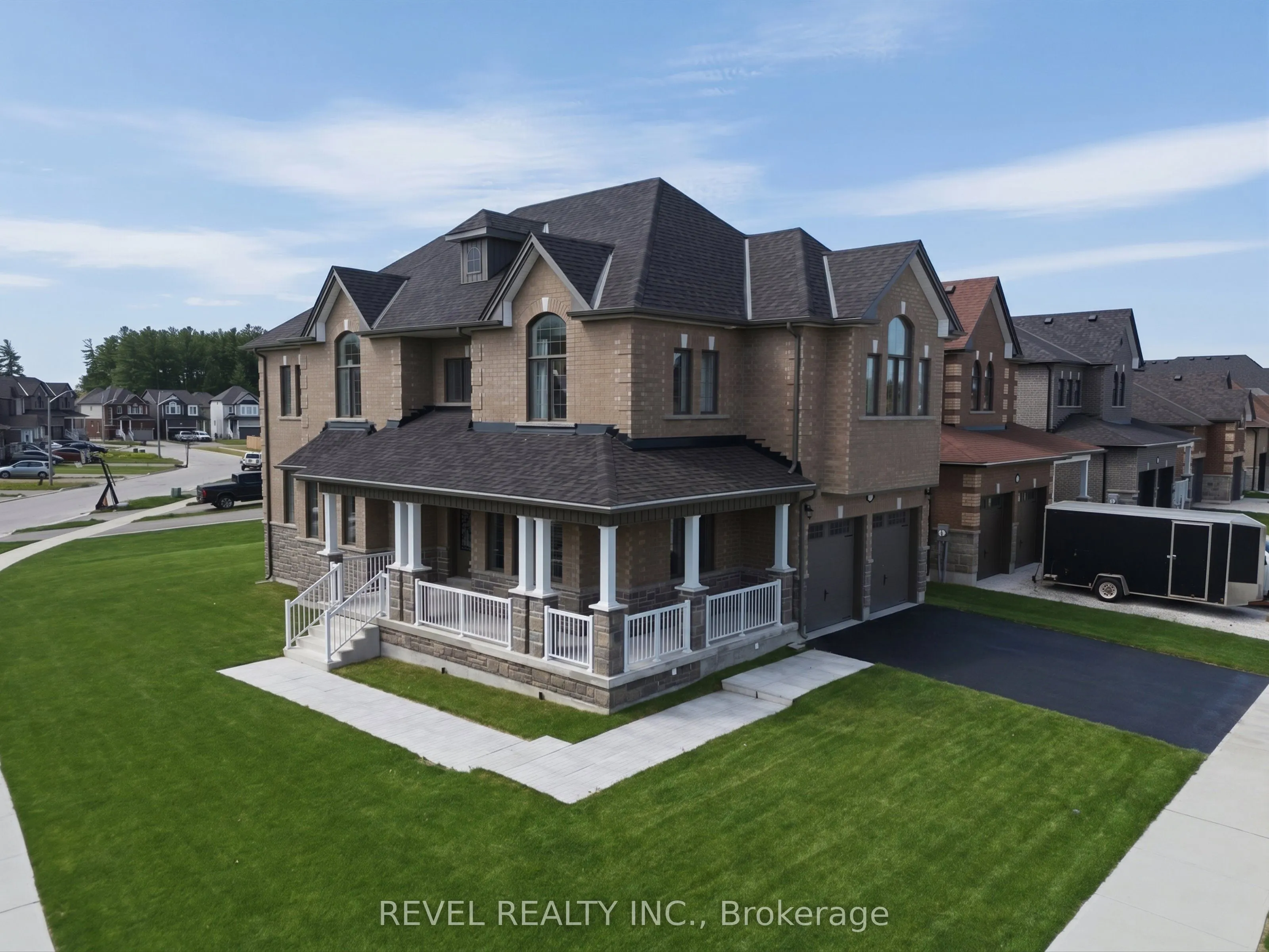 63 Wood Crescent