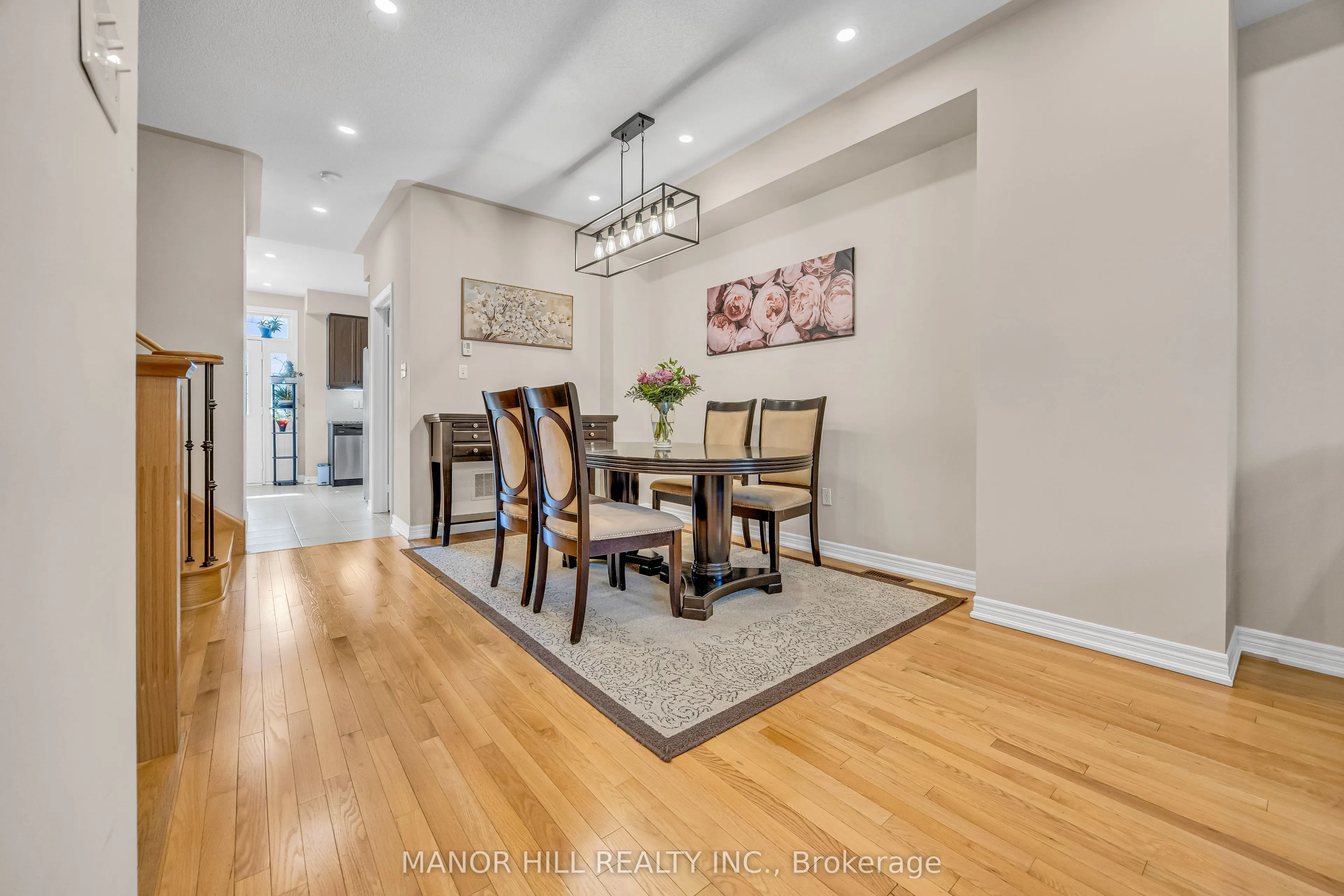 10 Porter Avenue W #12