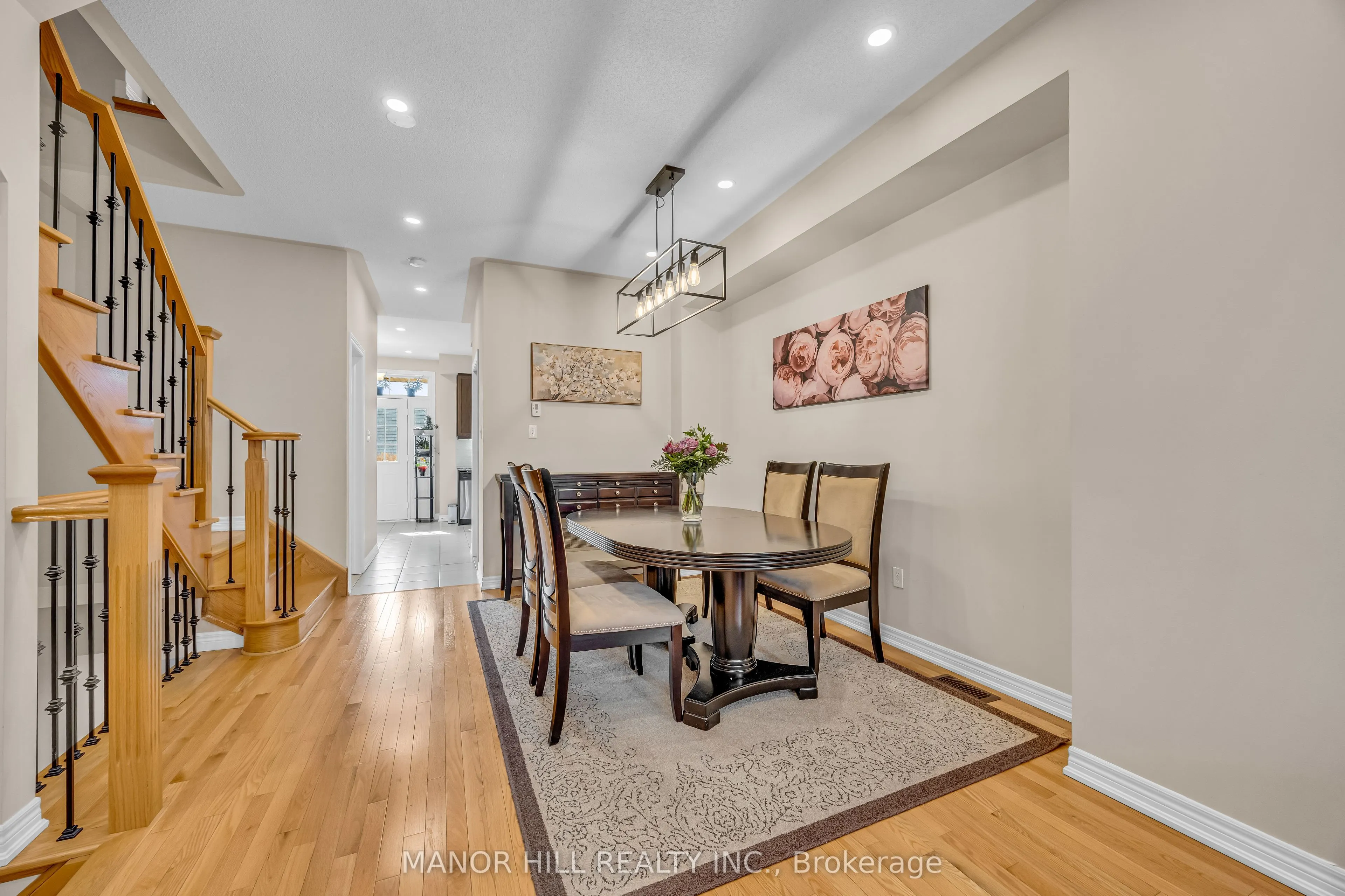 10 Porter Avenue W #12