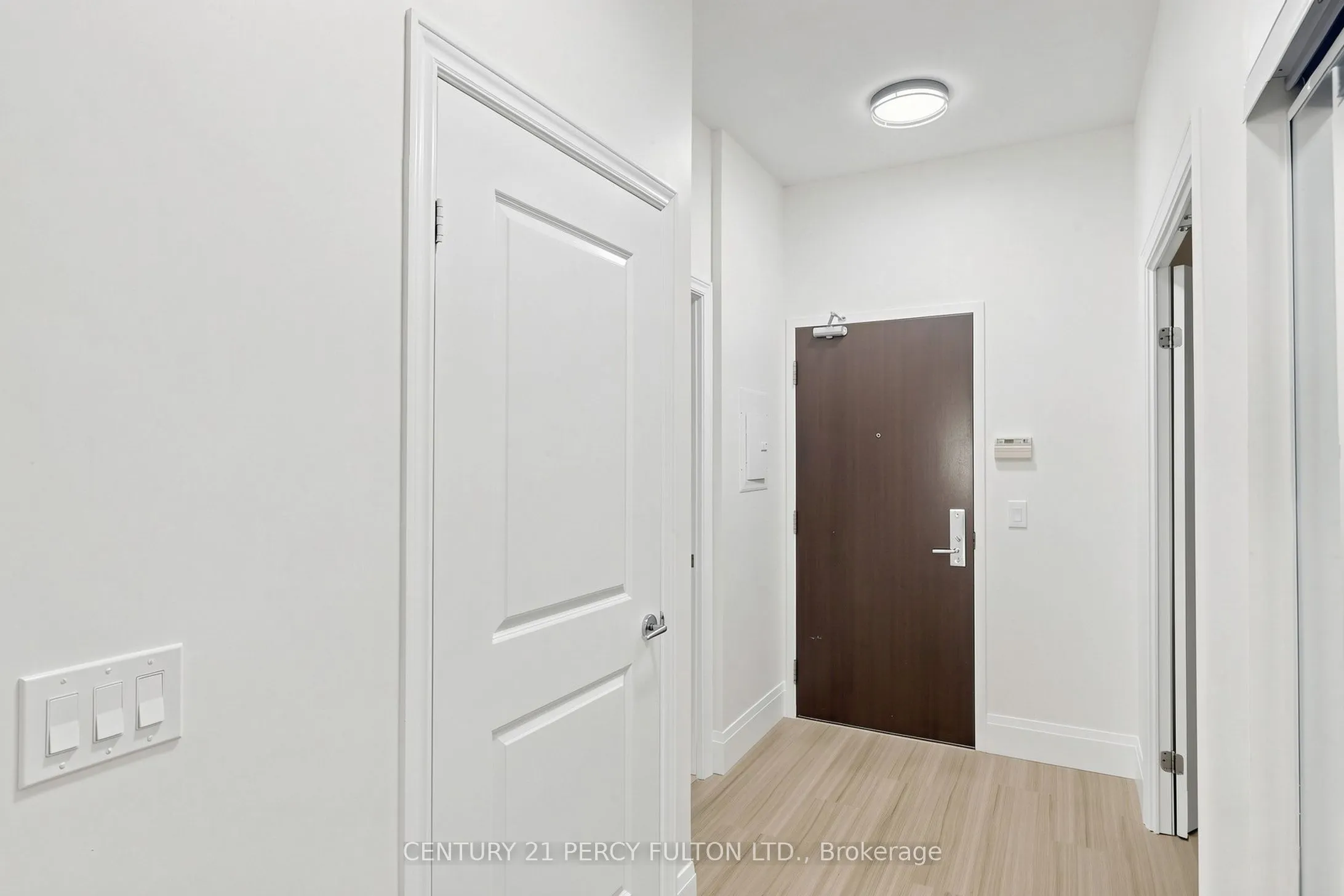 57 Upper Duke Crescent #102