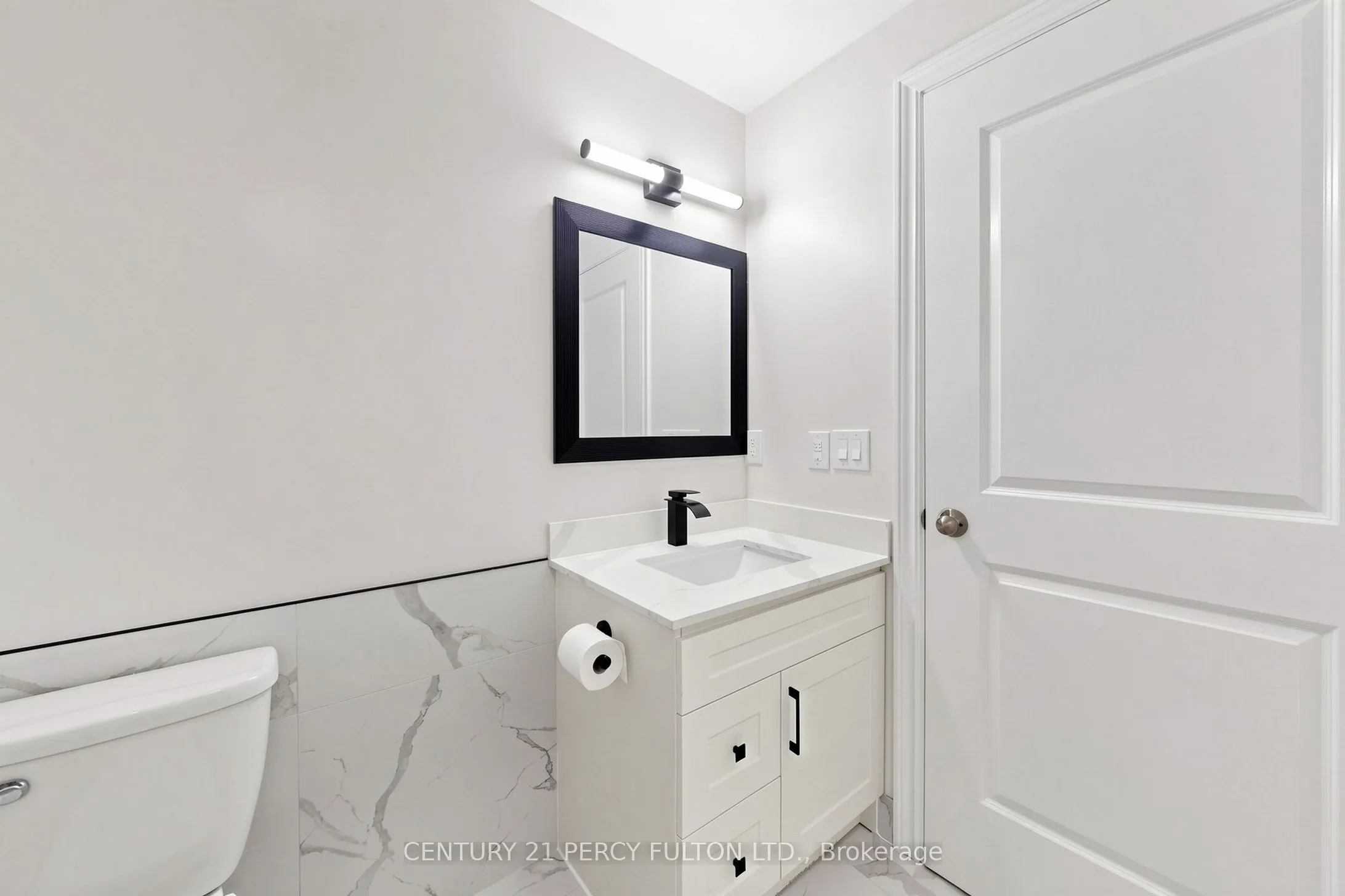 57 Upper Duke Crescent #102