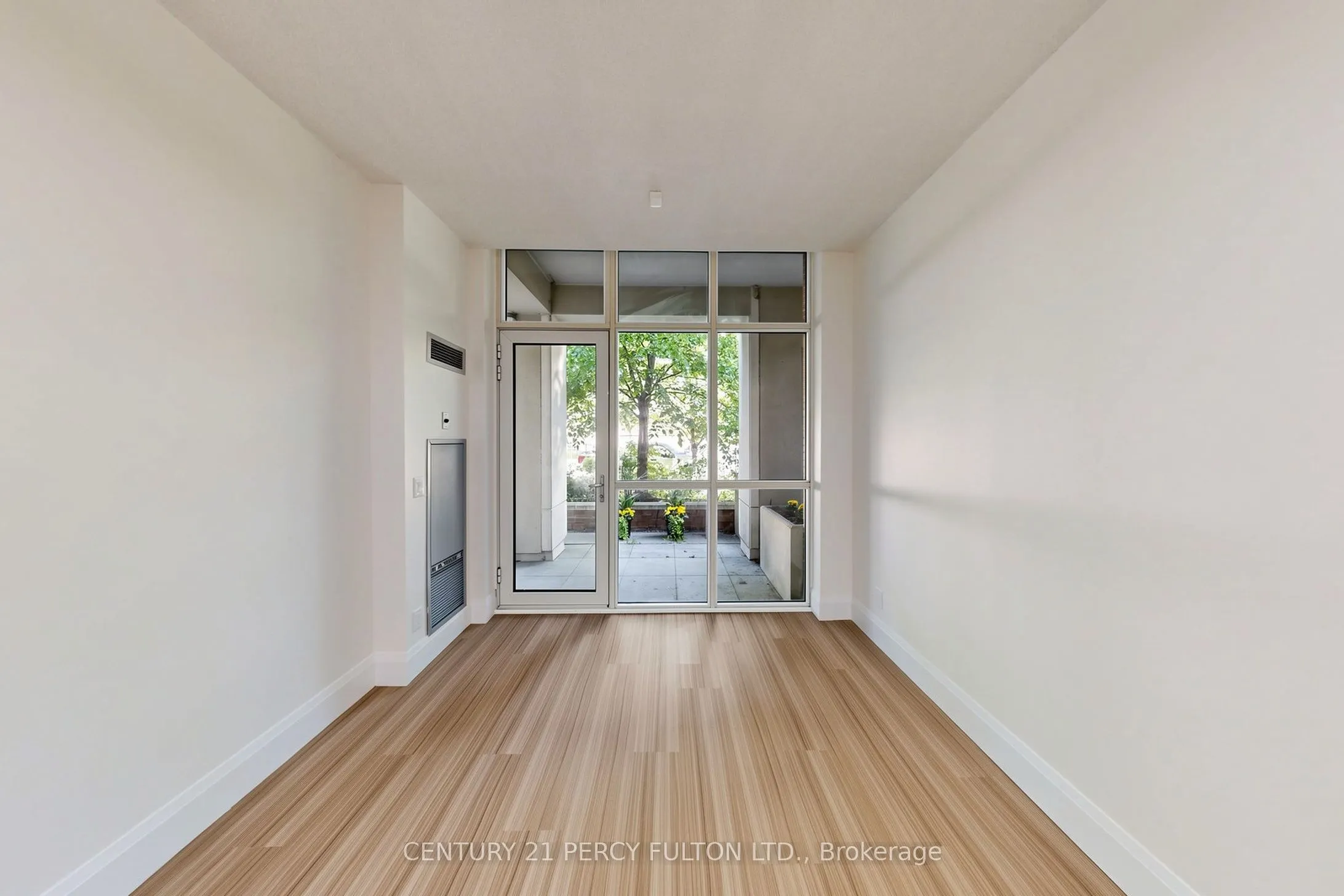 57 Upper Duke Crescent #102