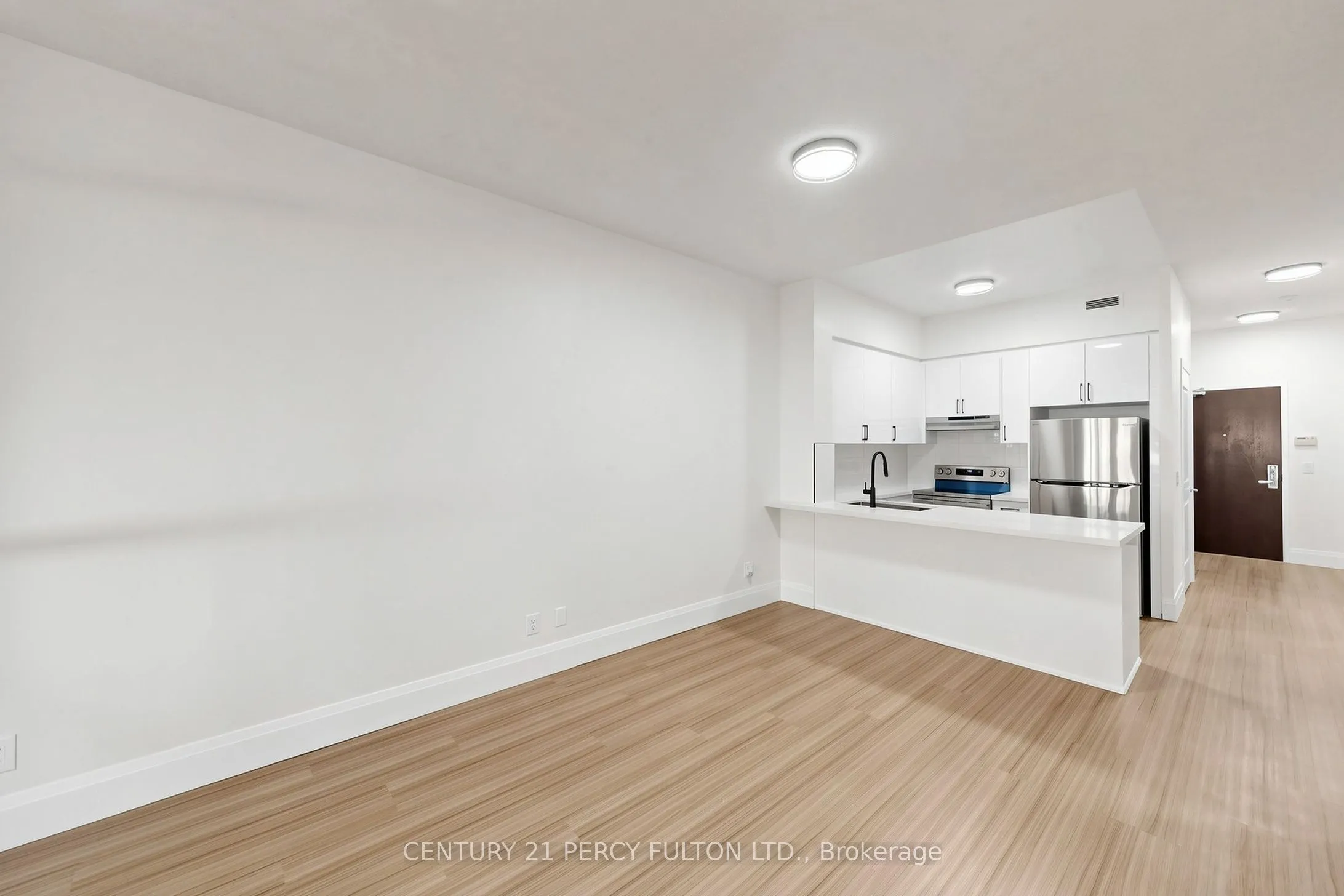 57 Upper Duke Crescent #102