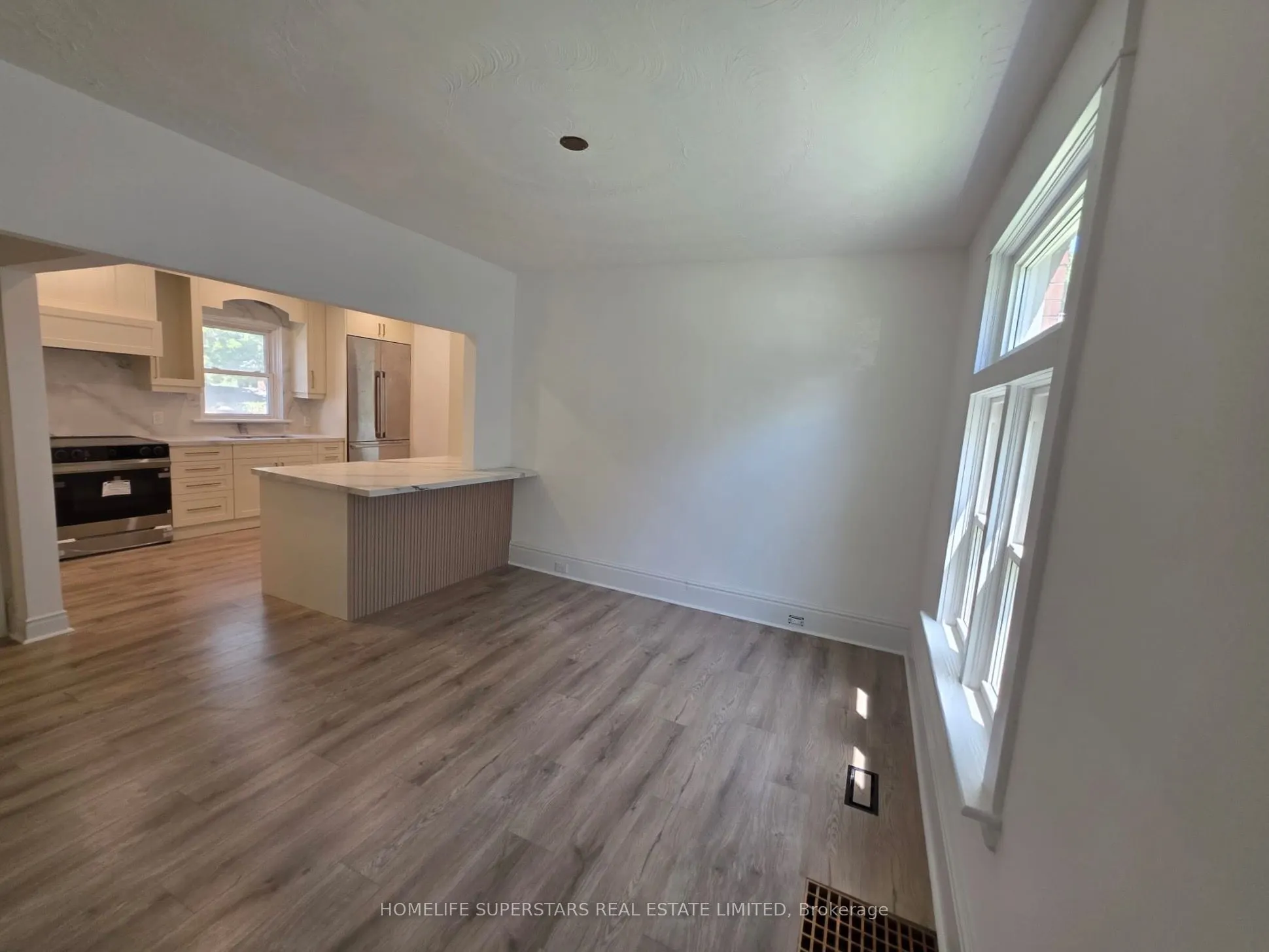 103 Arden Avenue
