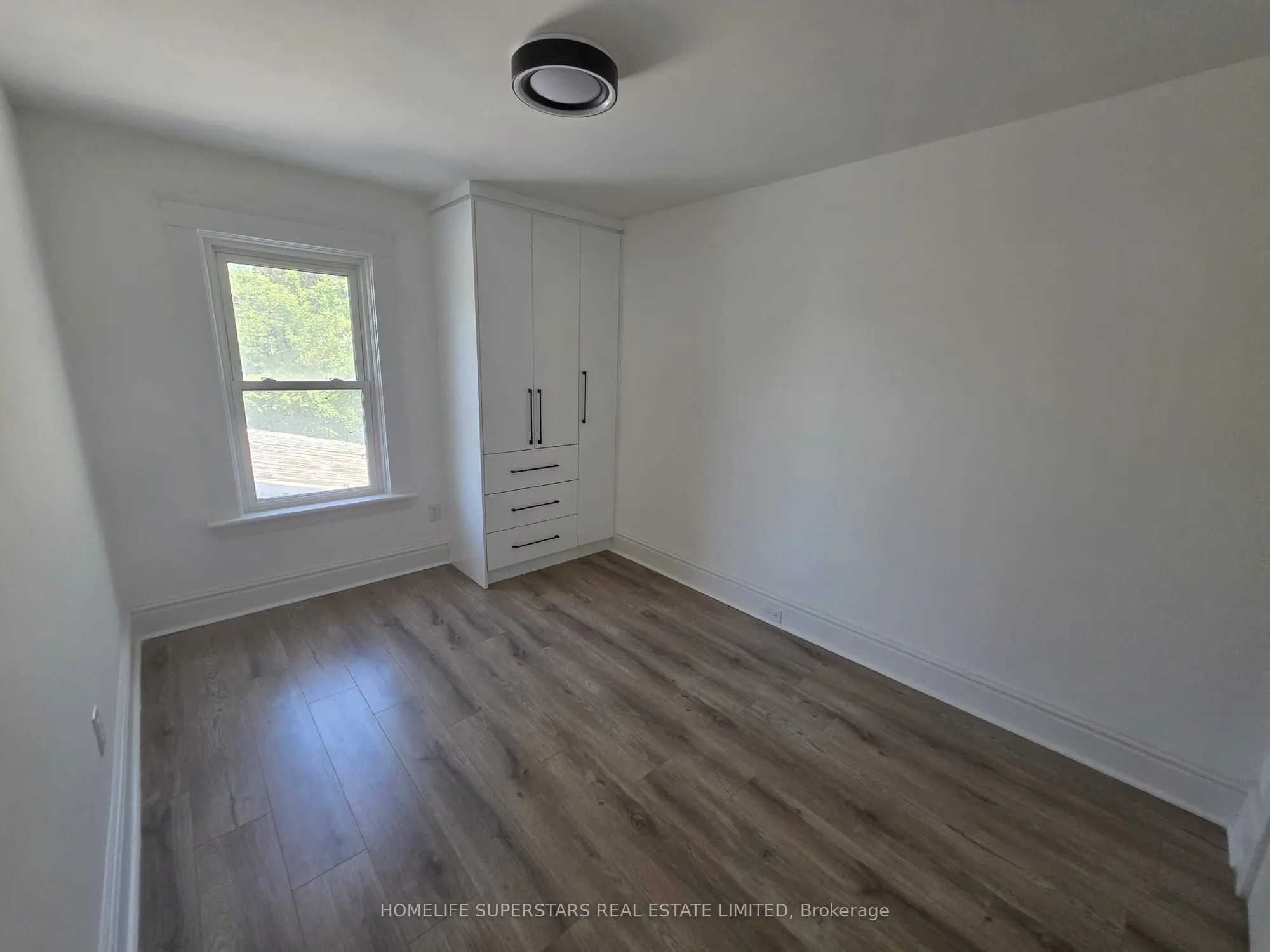 103 Arden Avenue