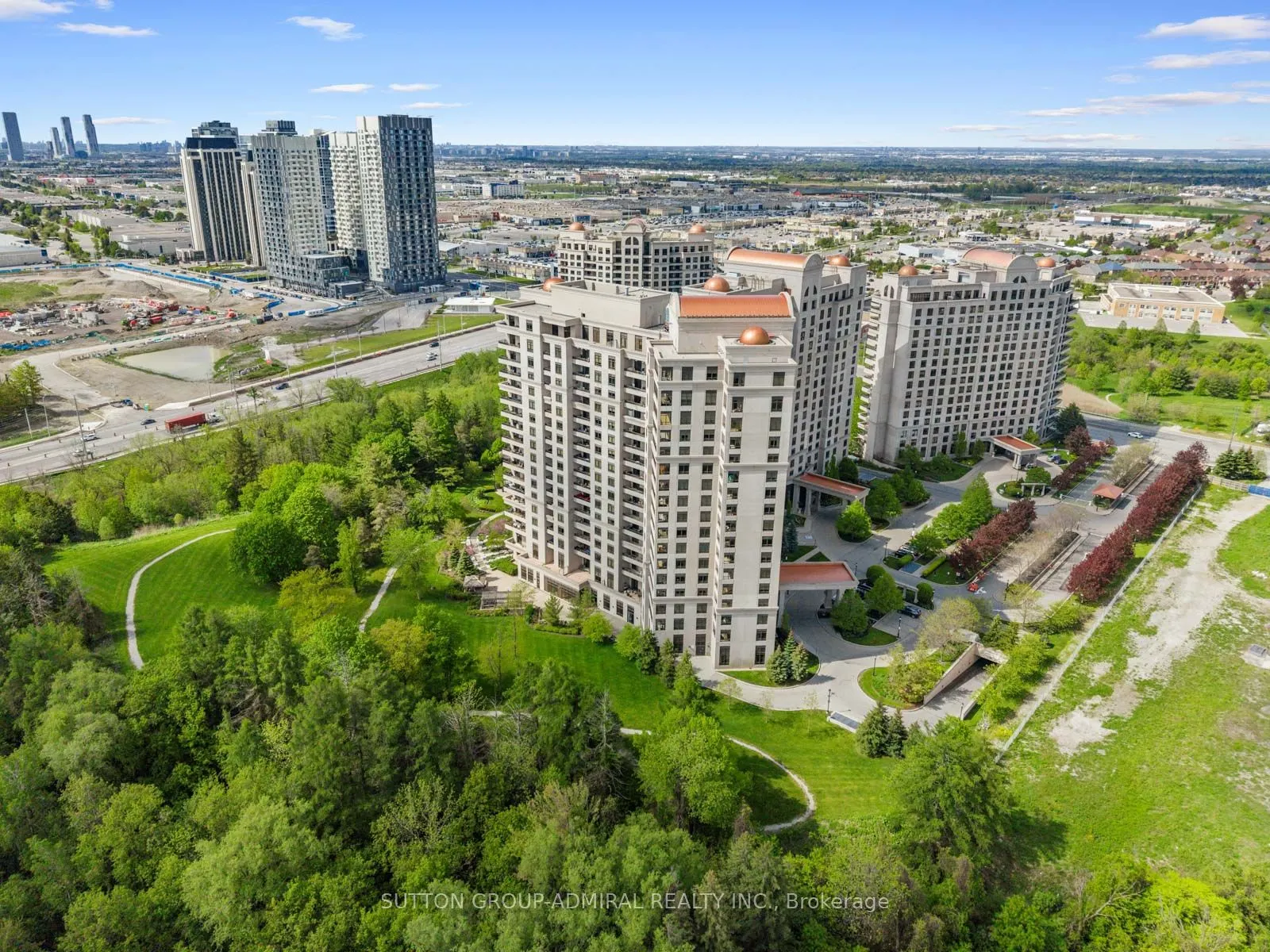 9255 Jane Street #215