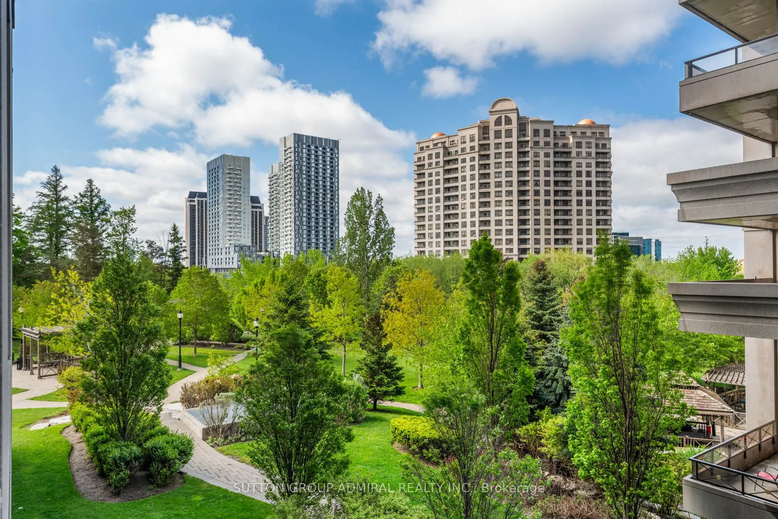 9255 Jane Street #215