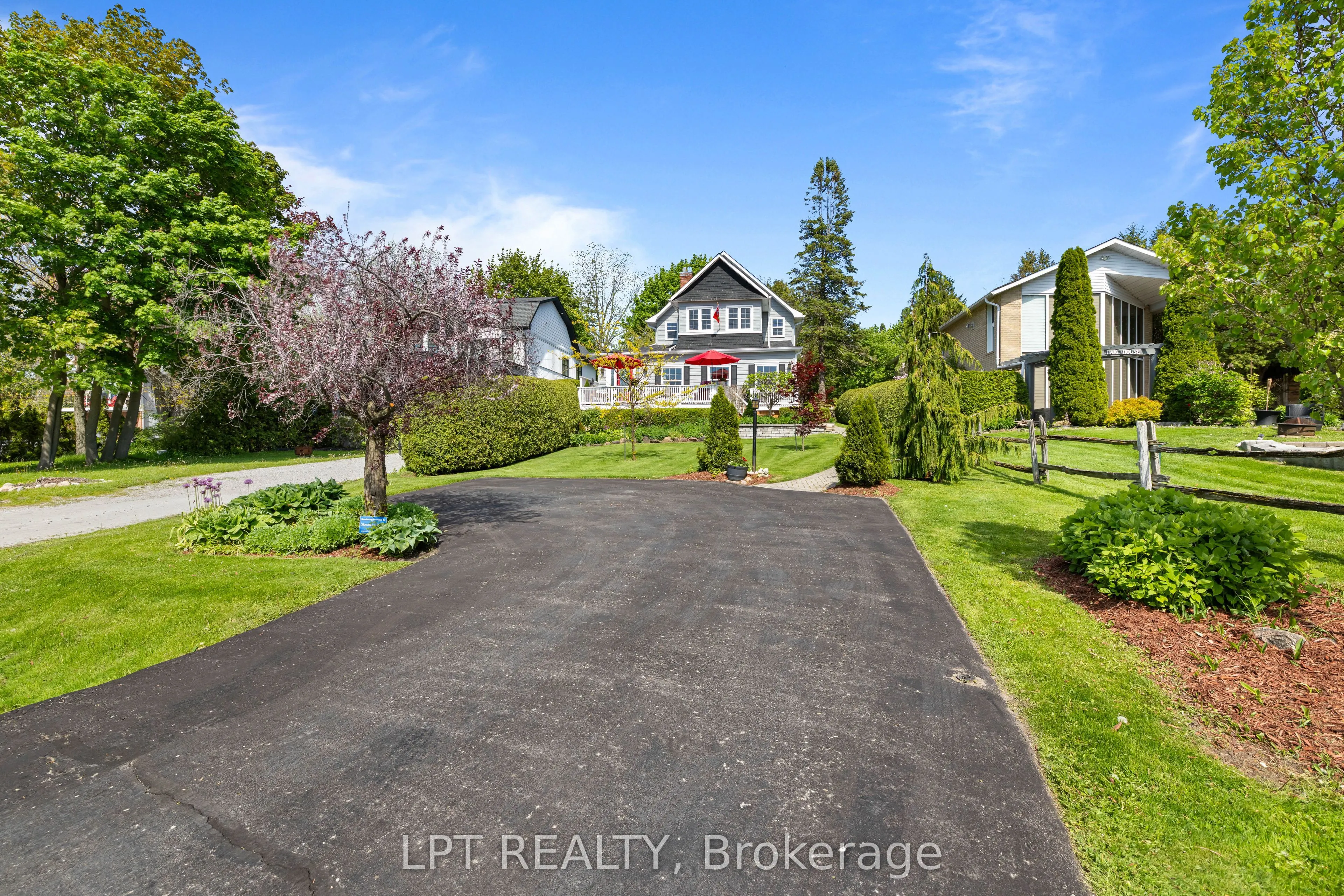 145 Lake Drive N