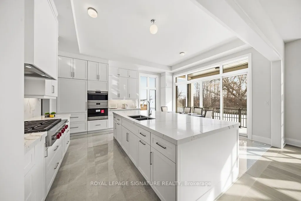 16 Gianvito Crescent