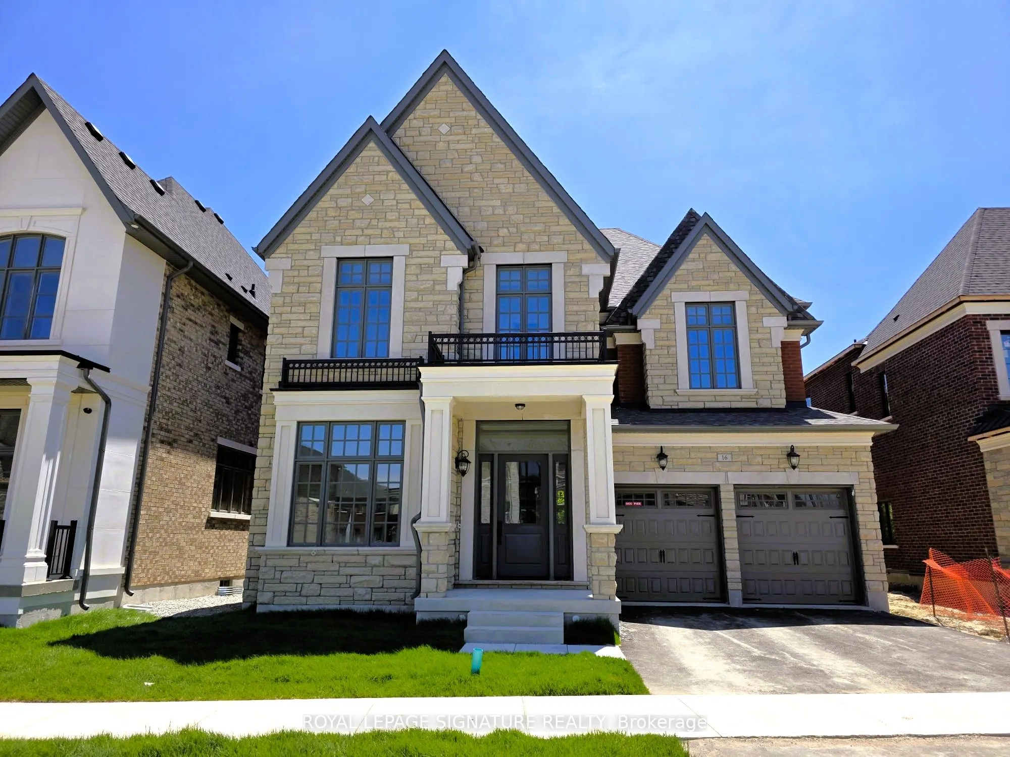 16 Gianvito Crescent