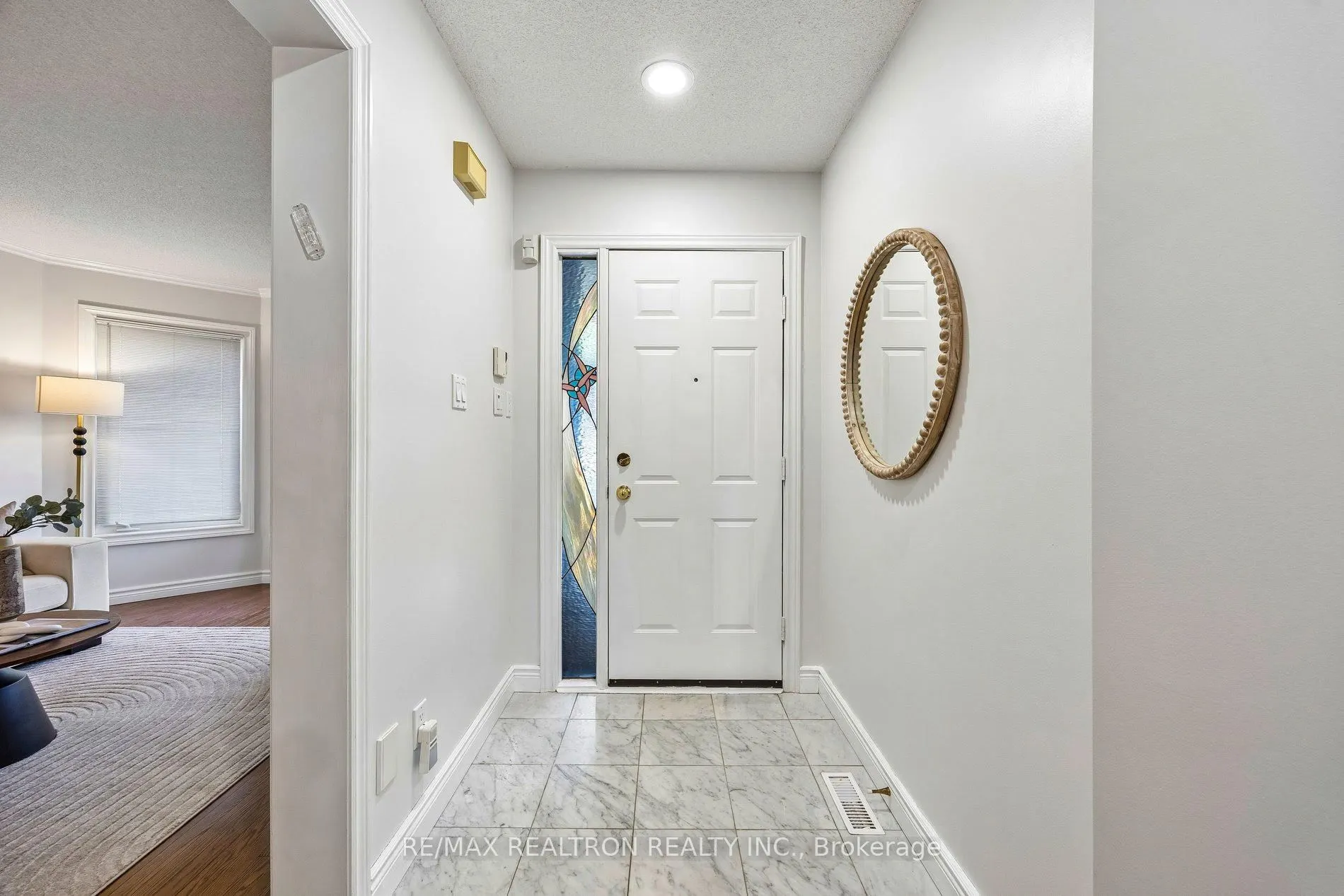 37 Dundurn Crescent