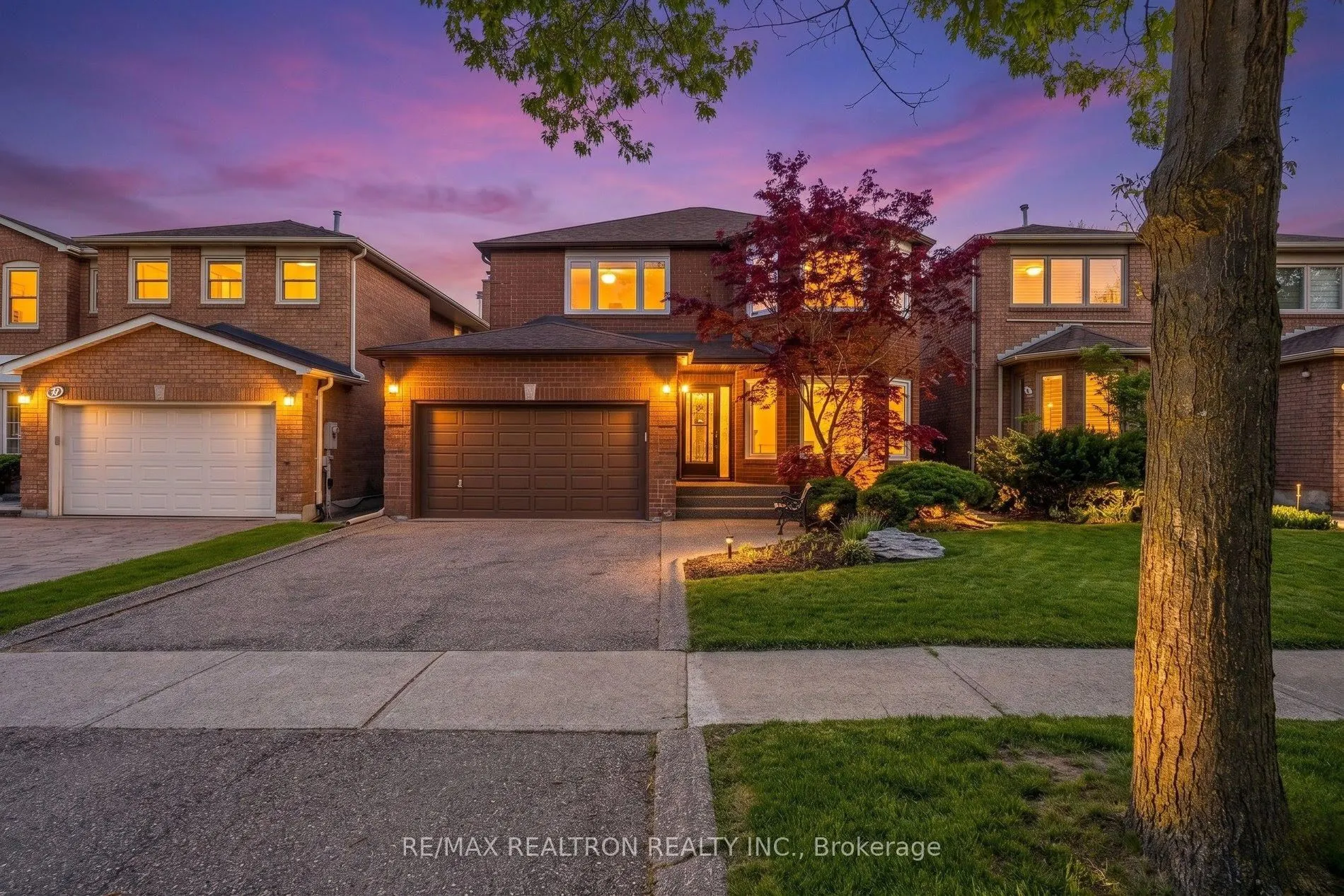 37 Dundurn Crescent