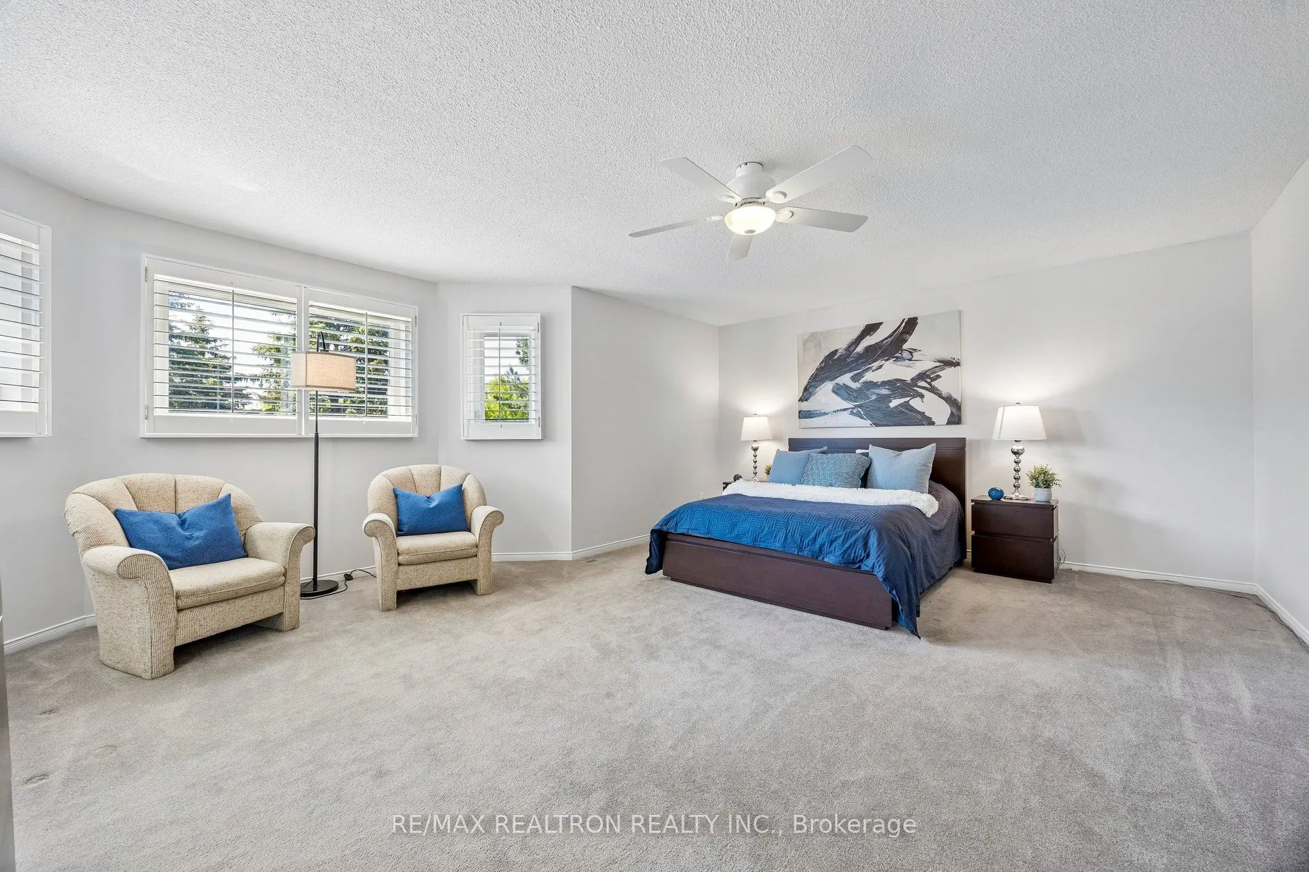 37 Dundurn Crescent