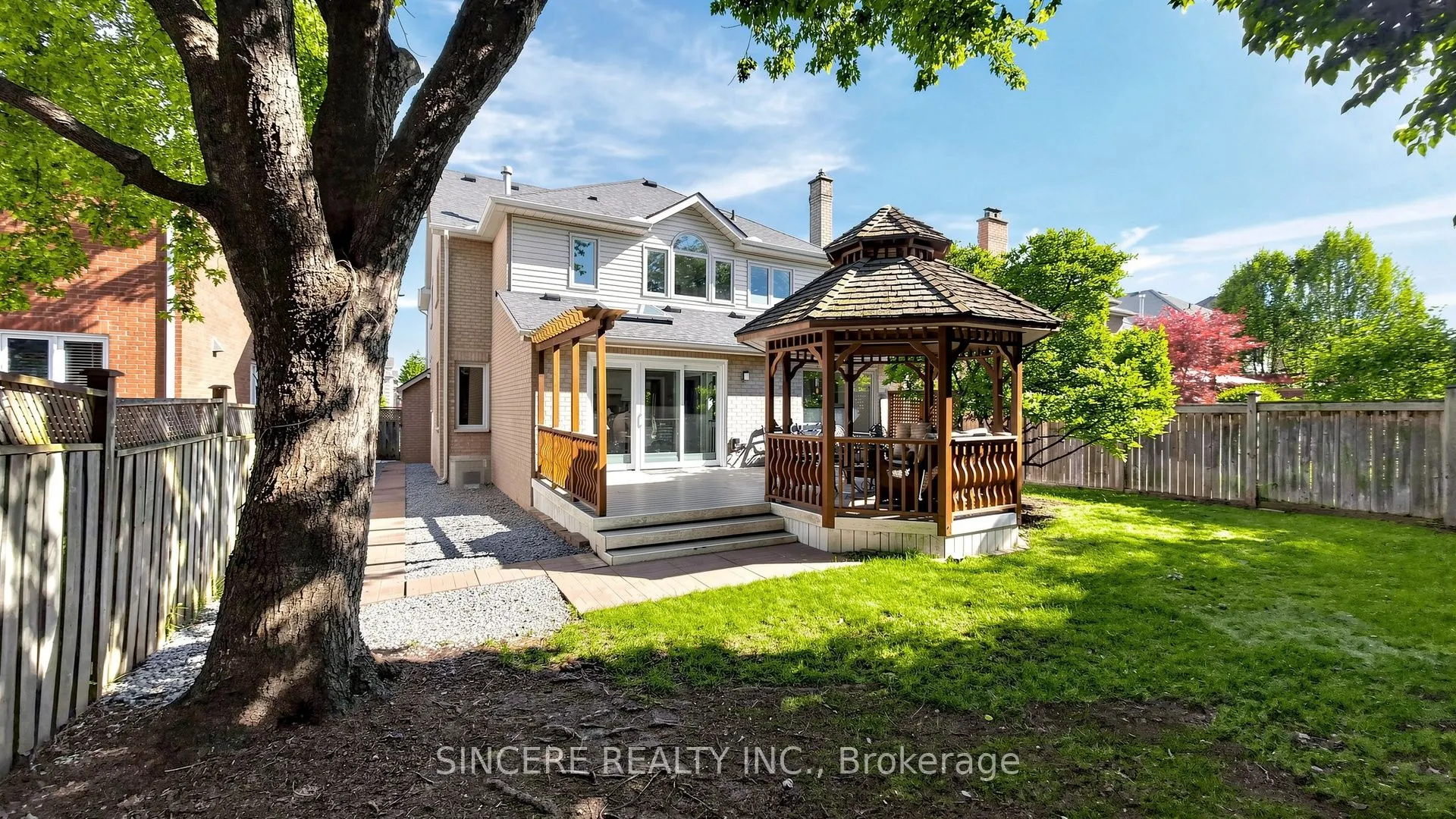 76 Braeside Square