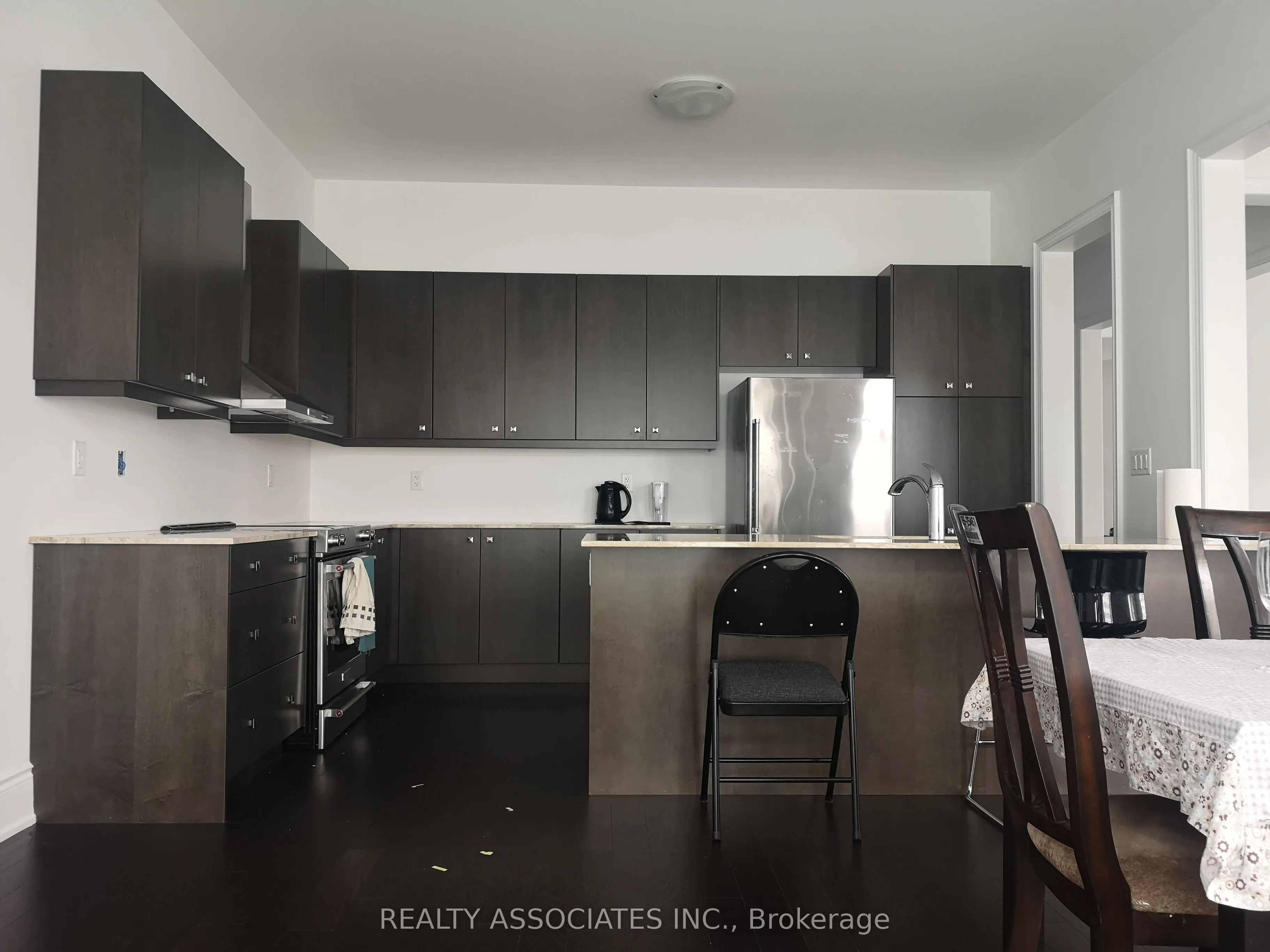 241 Stormont Trail