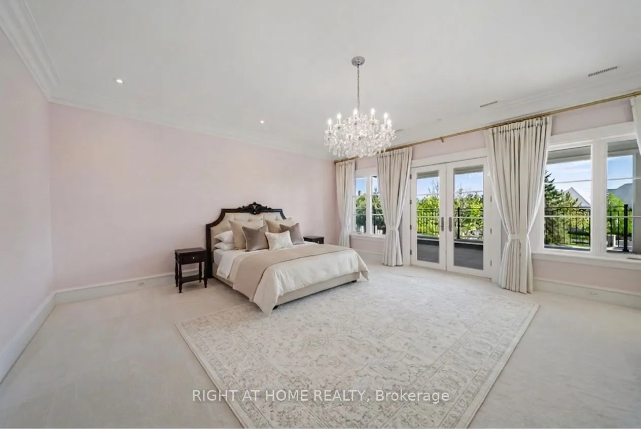 16 Sirona's Lane