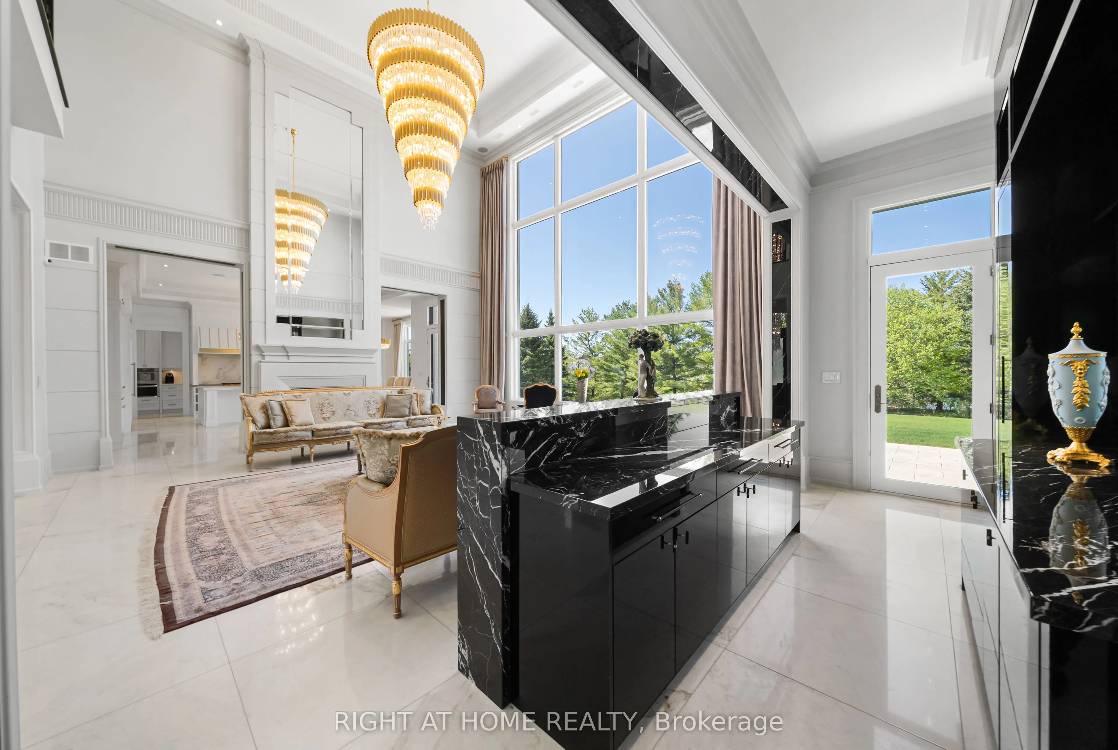 16 Sirona's Lane