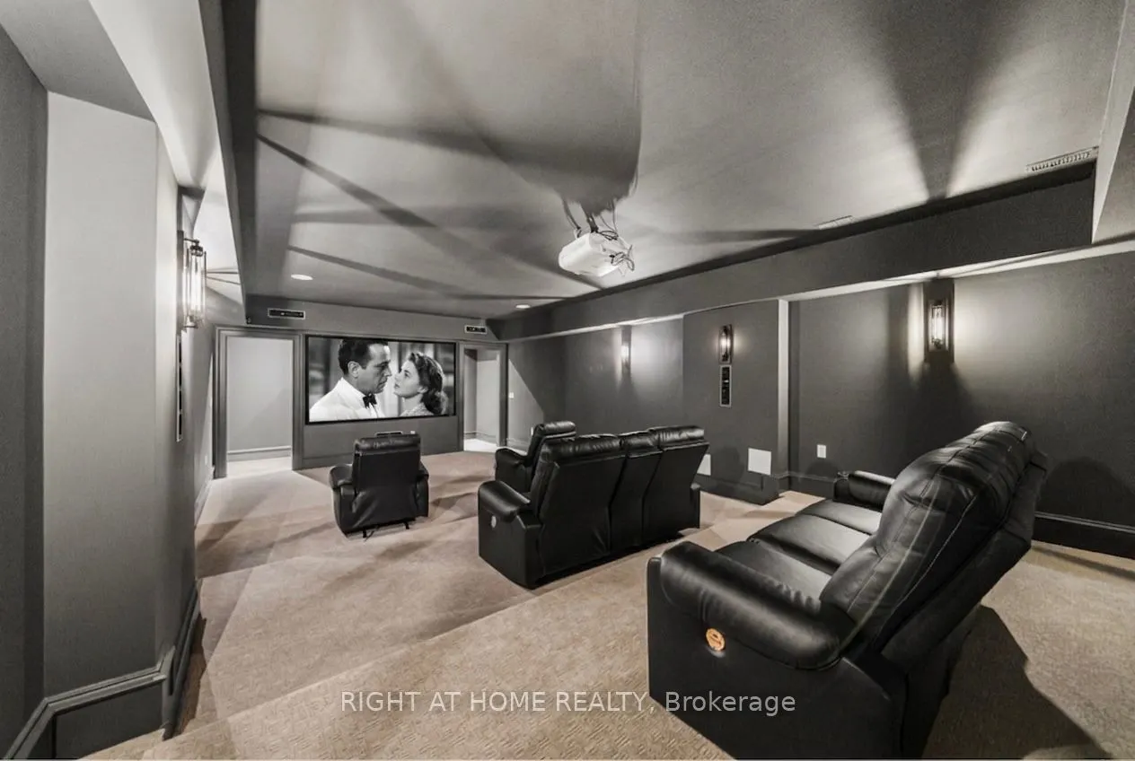 16 Sirona's Lane