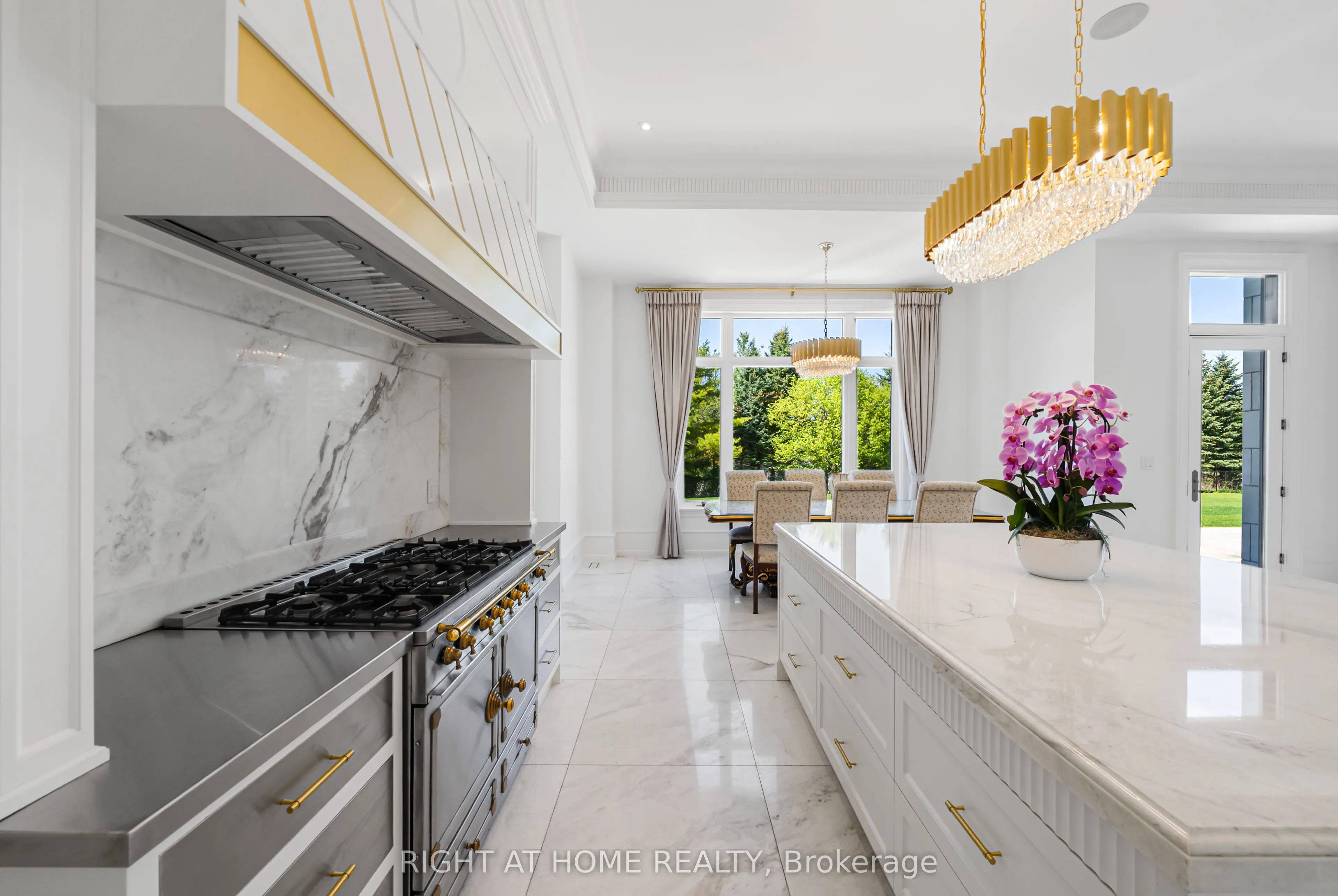 16 Sirona's Lane
