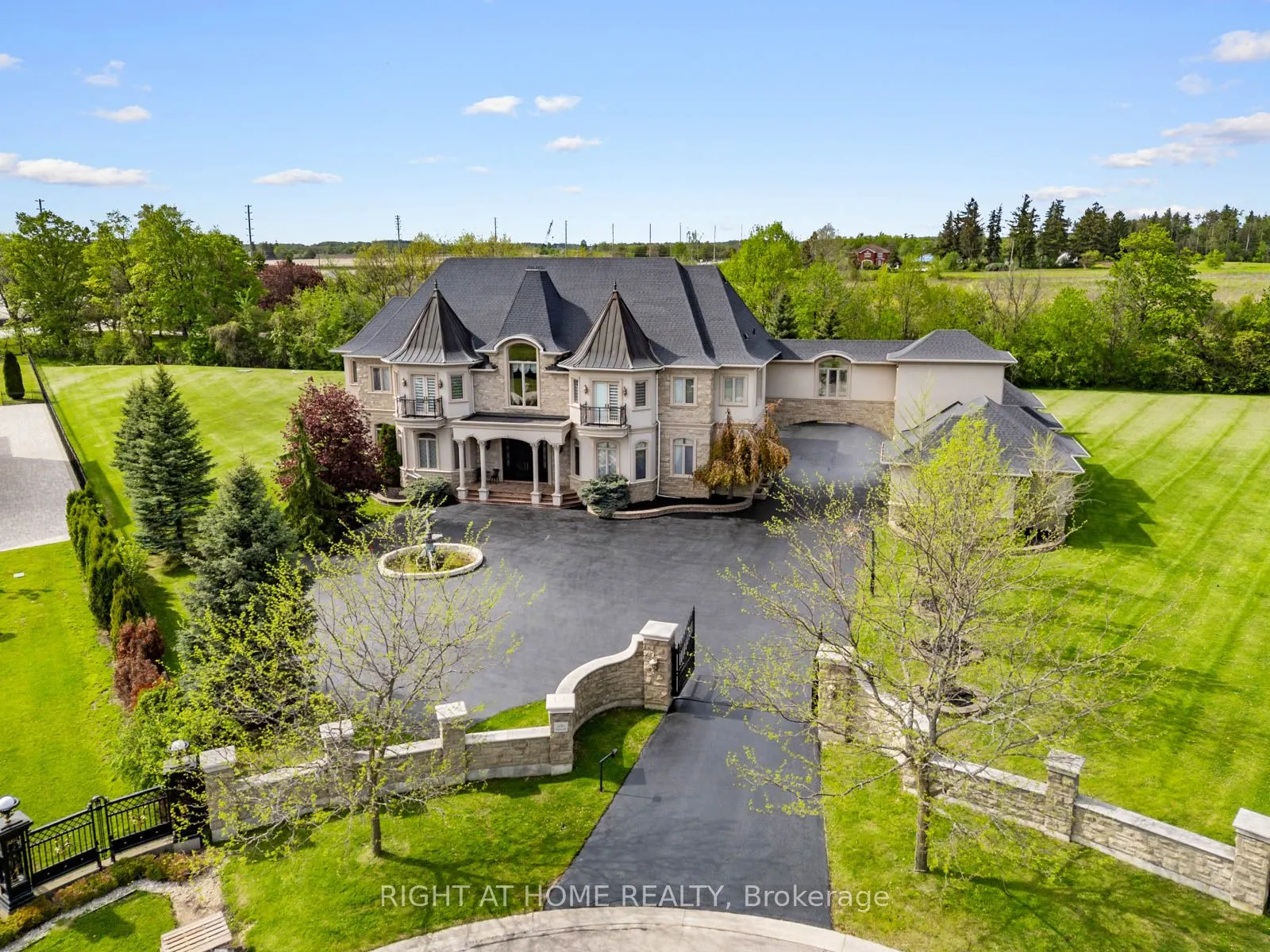 100 Rocmary Place