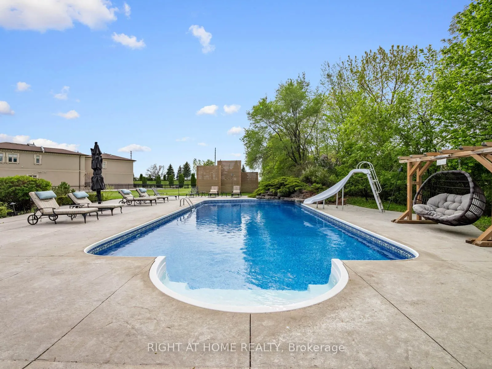 100 Rocmary Place