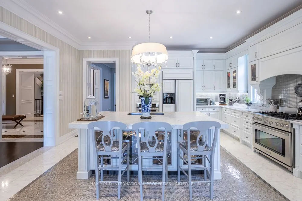 7 Maryvale Crescent