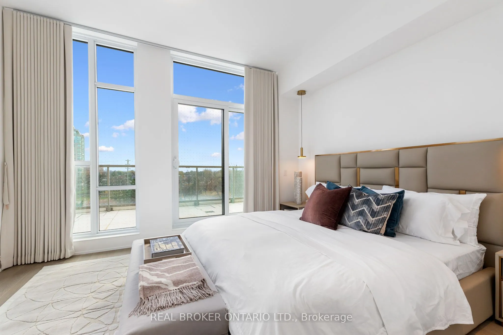 399 Royal Orchard Boulevard #418