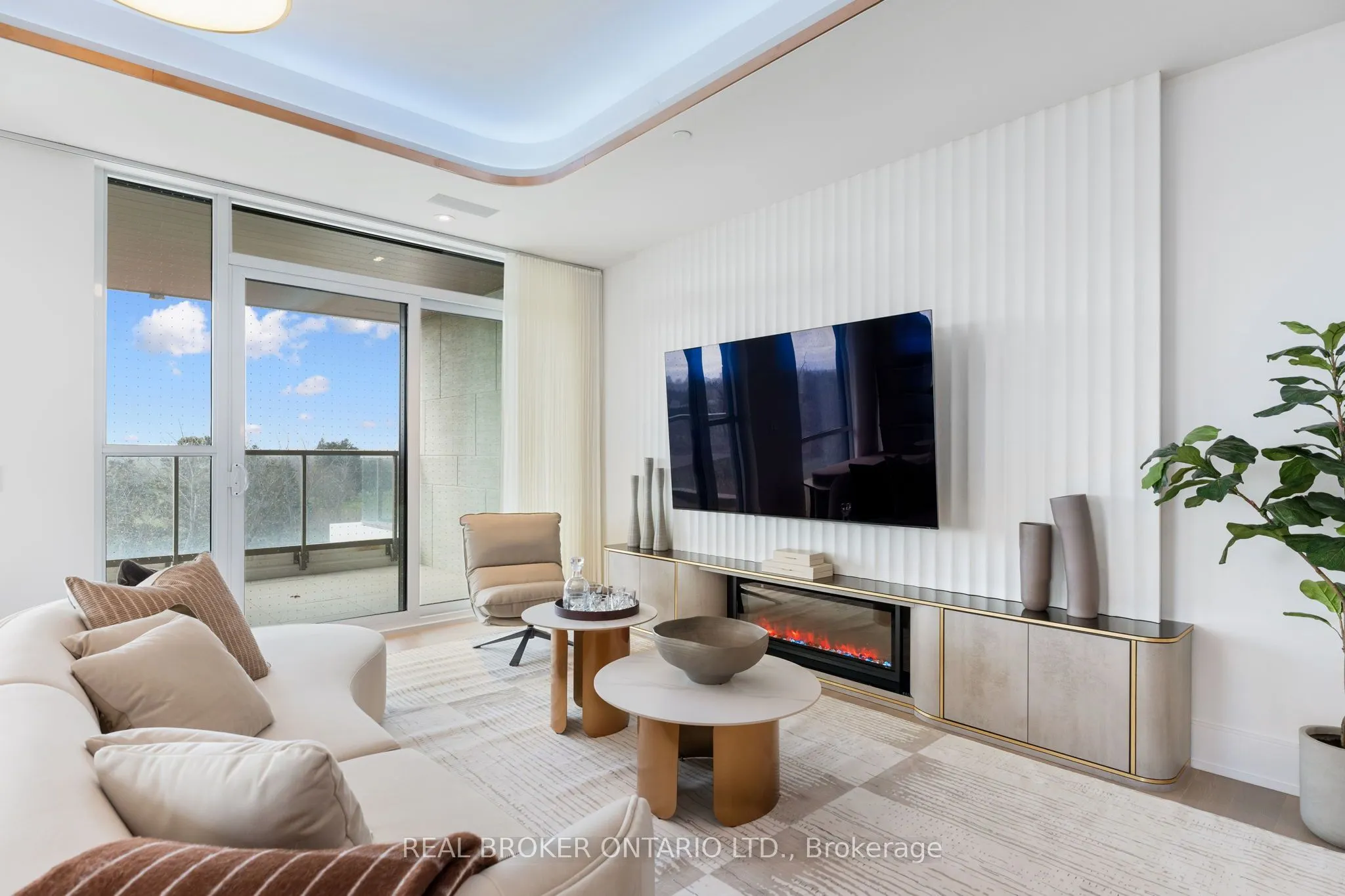 399 Royal Orchard Boulevard #418