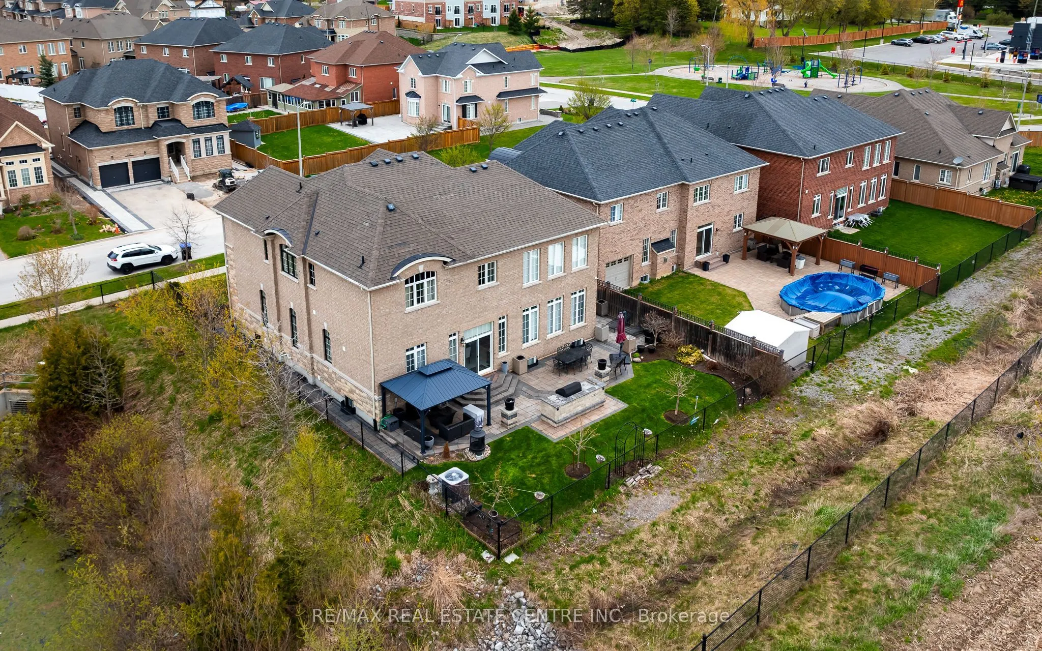 128 Copeland Crescent