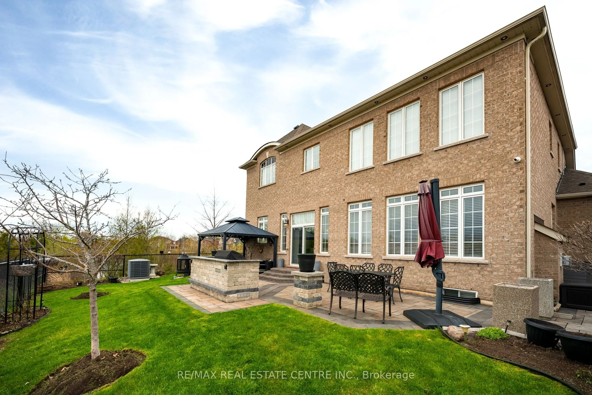128 Copeland Crescent
