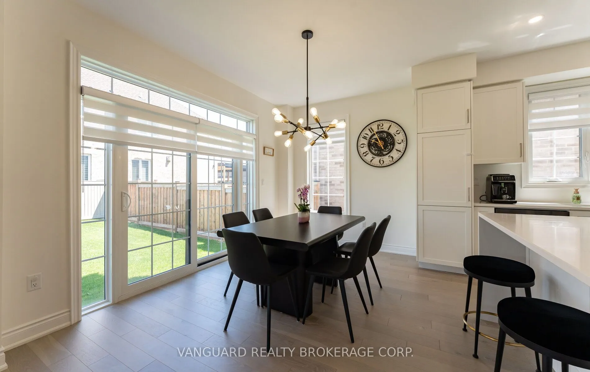 158 Scarlet Way